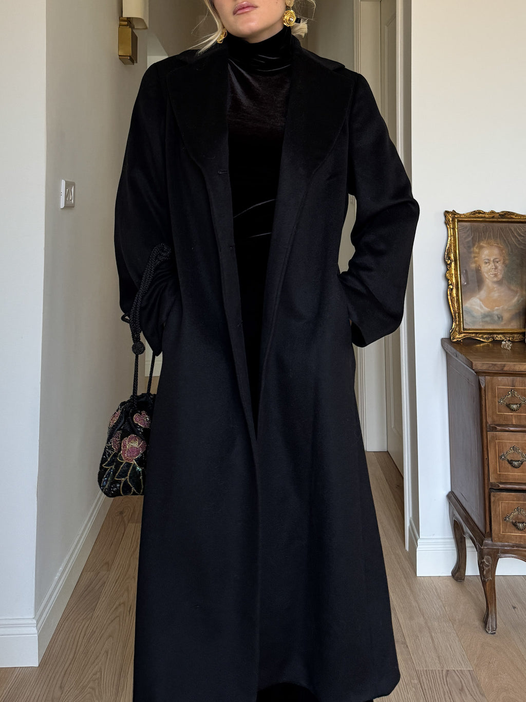 Virgin wool black coat