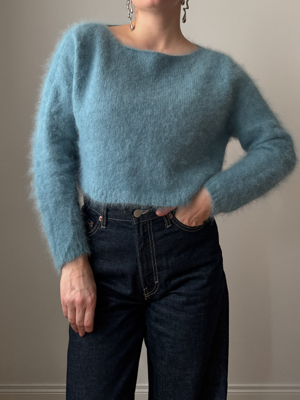 Angora sky cropped pull