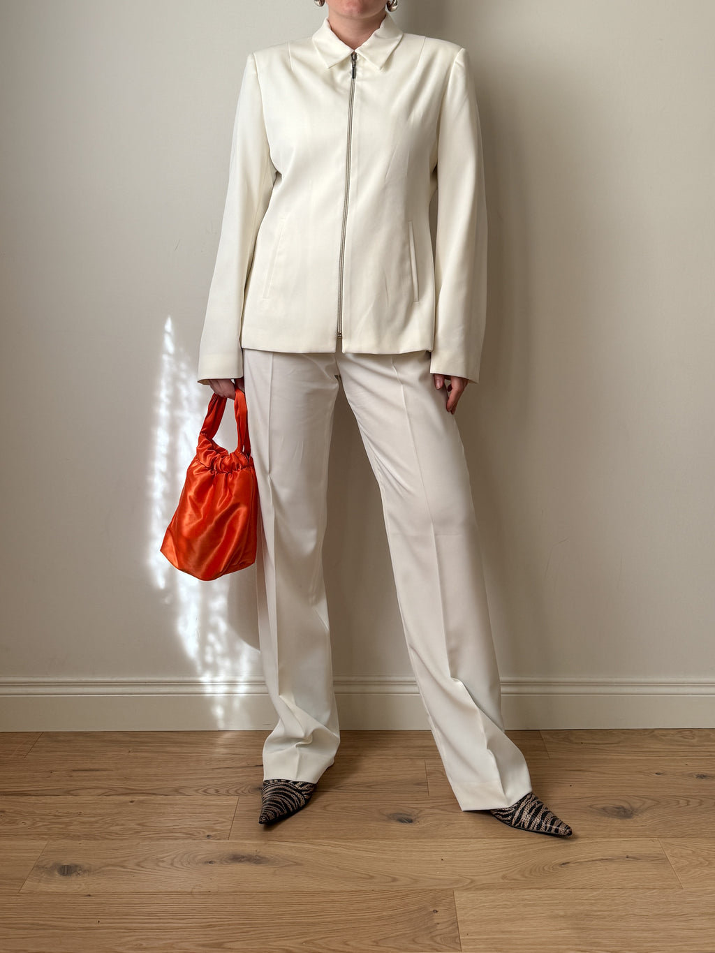 Essential ivory suit