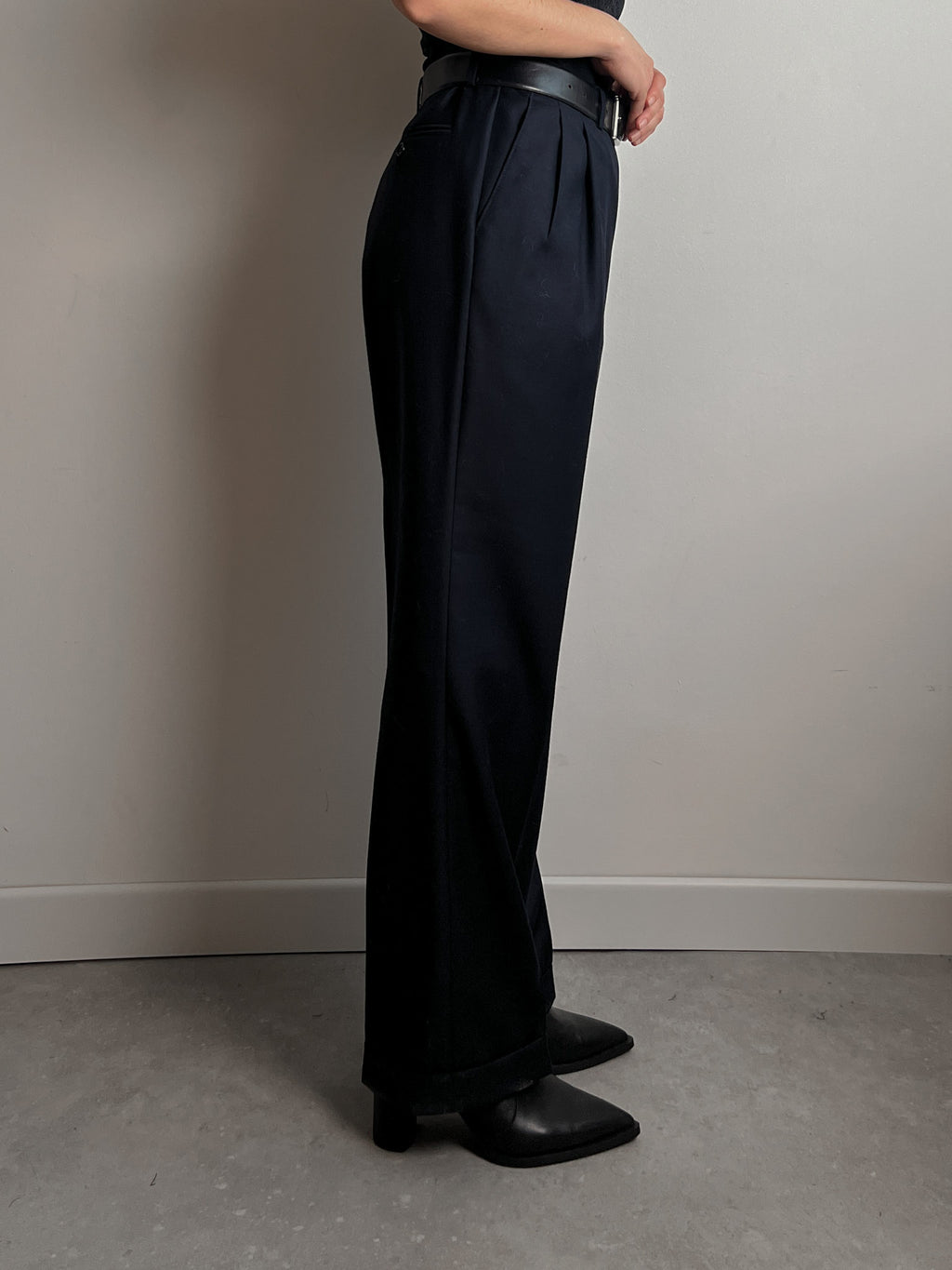 Pure virgin wool blue suit