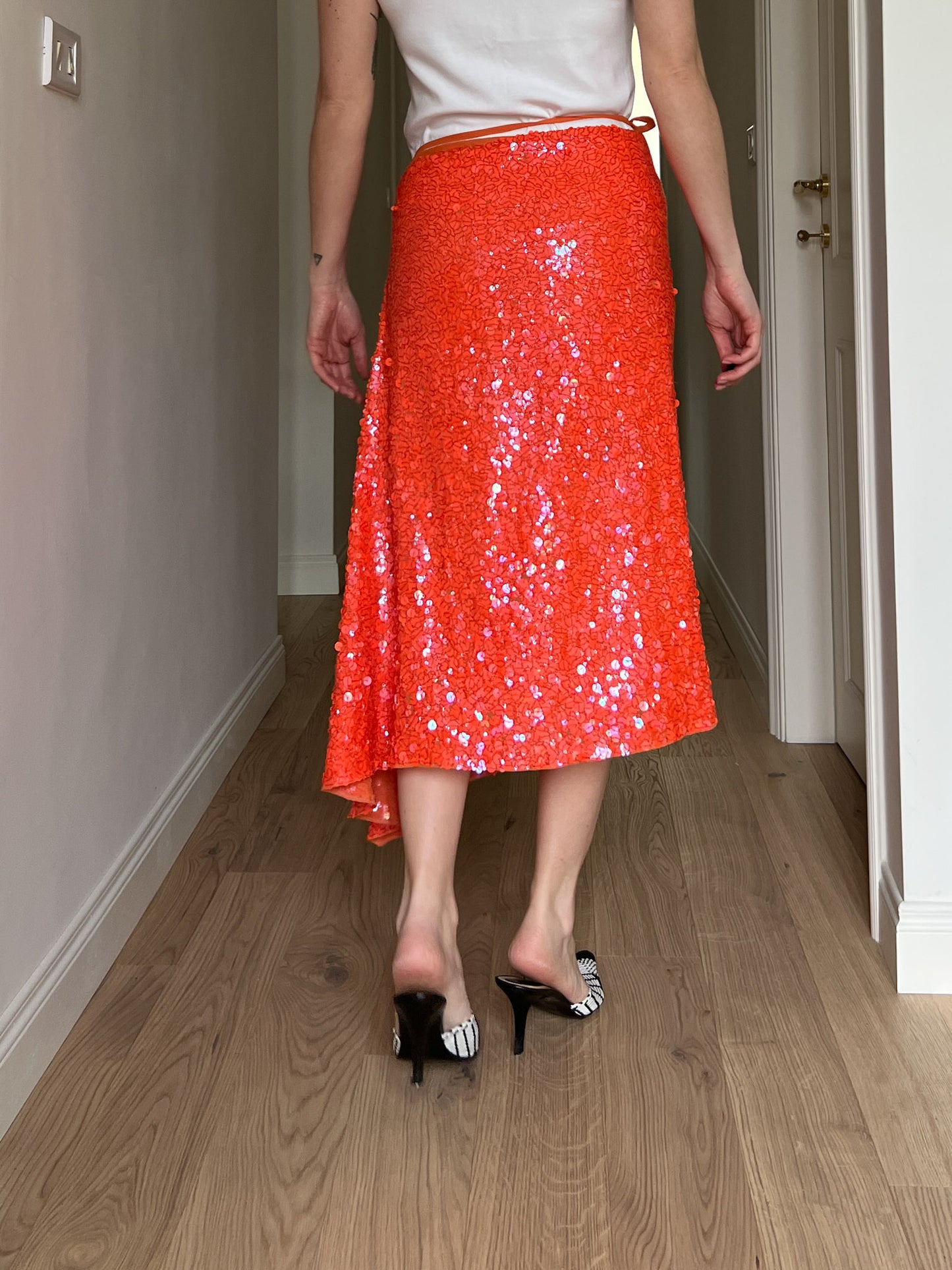 Sequins orange midi skirt