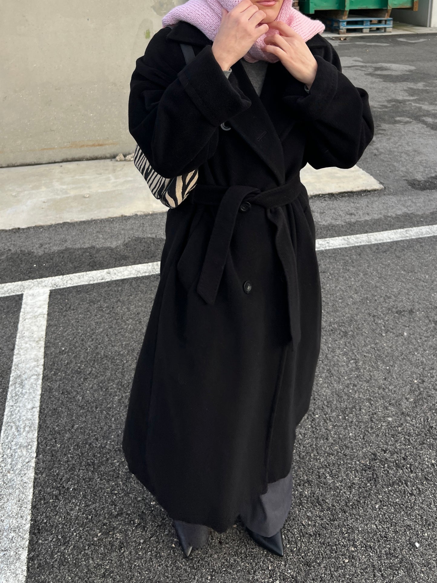 Max Mara wool and cashmere black coat