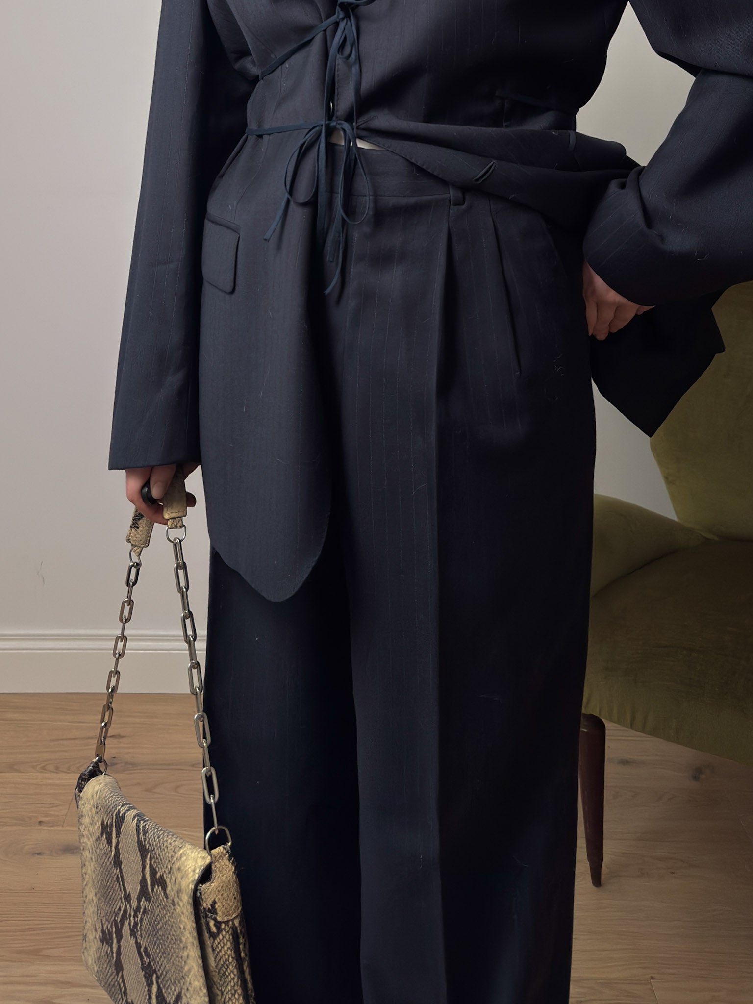 Brando blue suit
