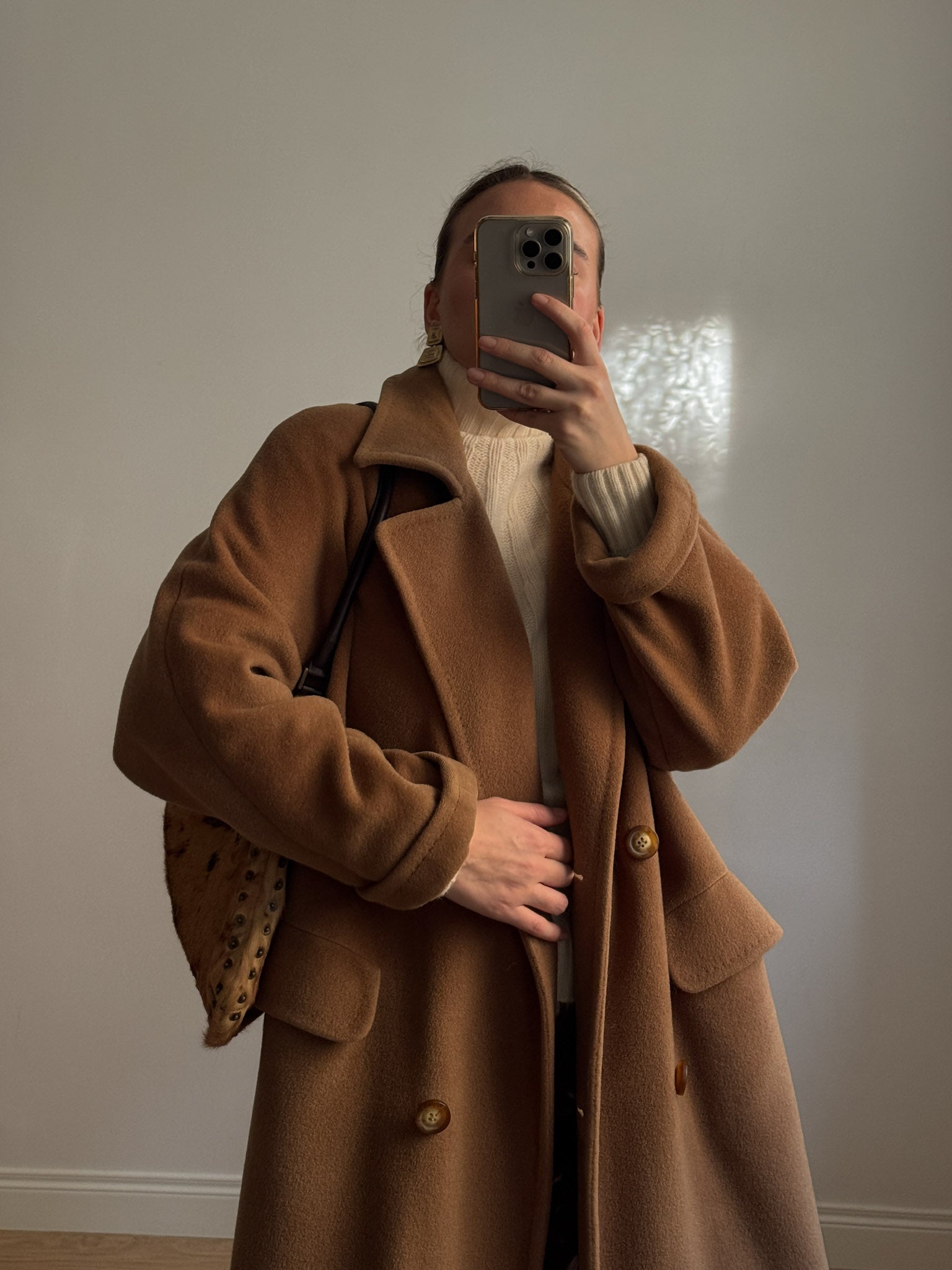 Wool and cashmere camel coat