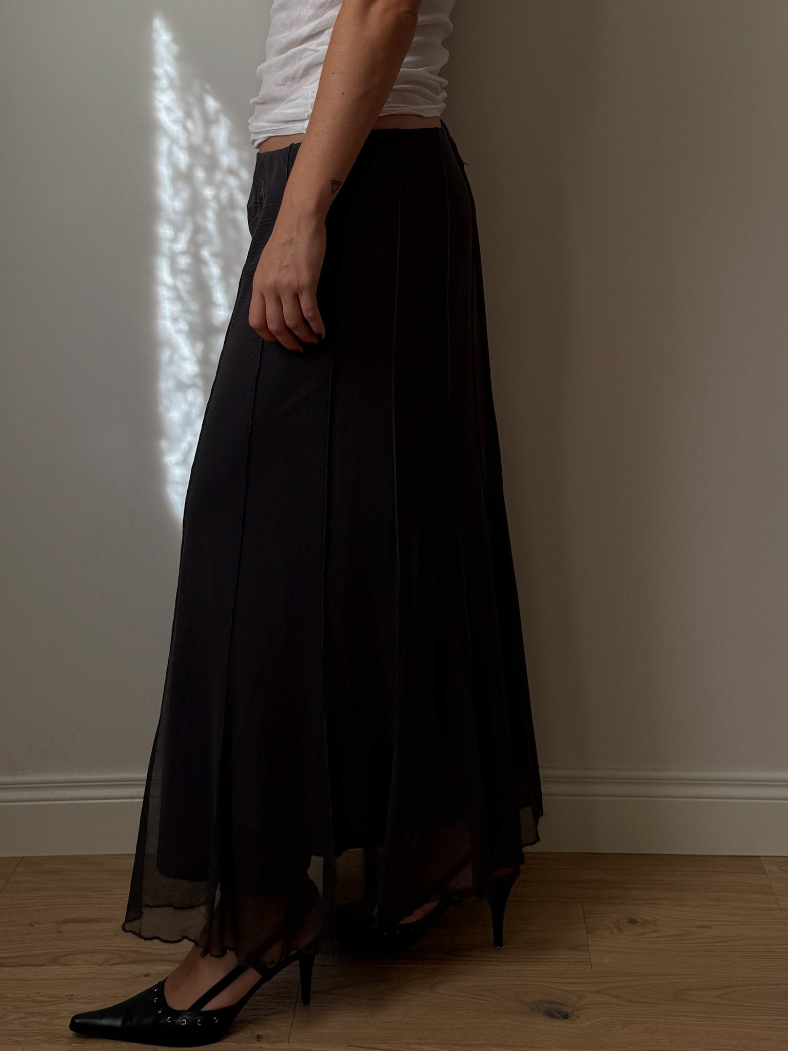 Mesh dark grey skirt