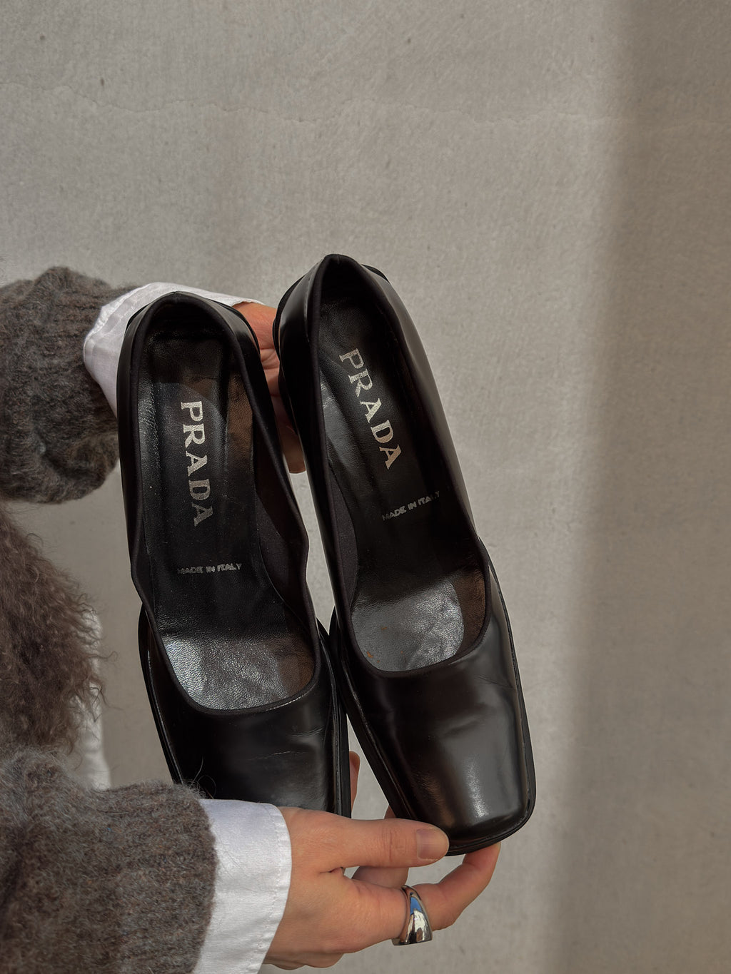 Prada genuin leather shoes