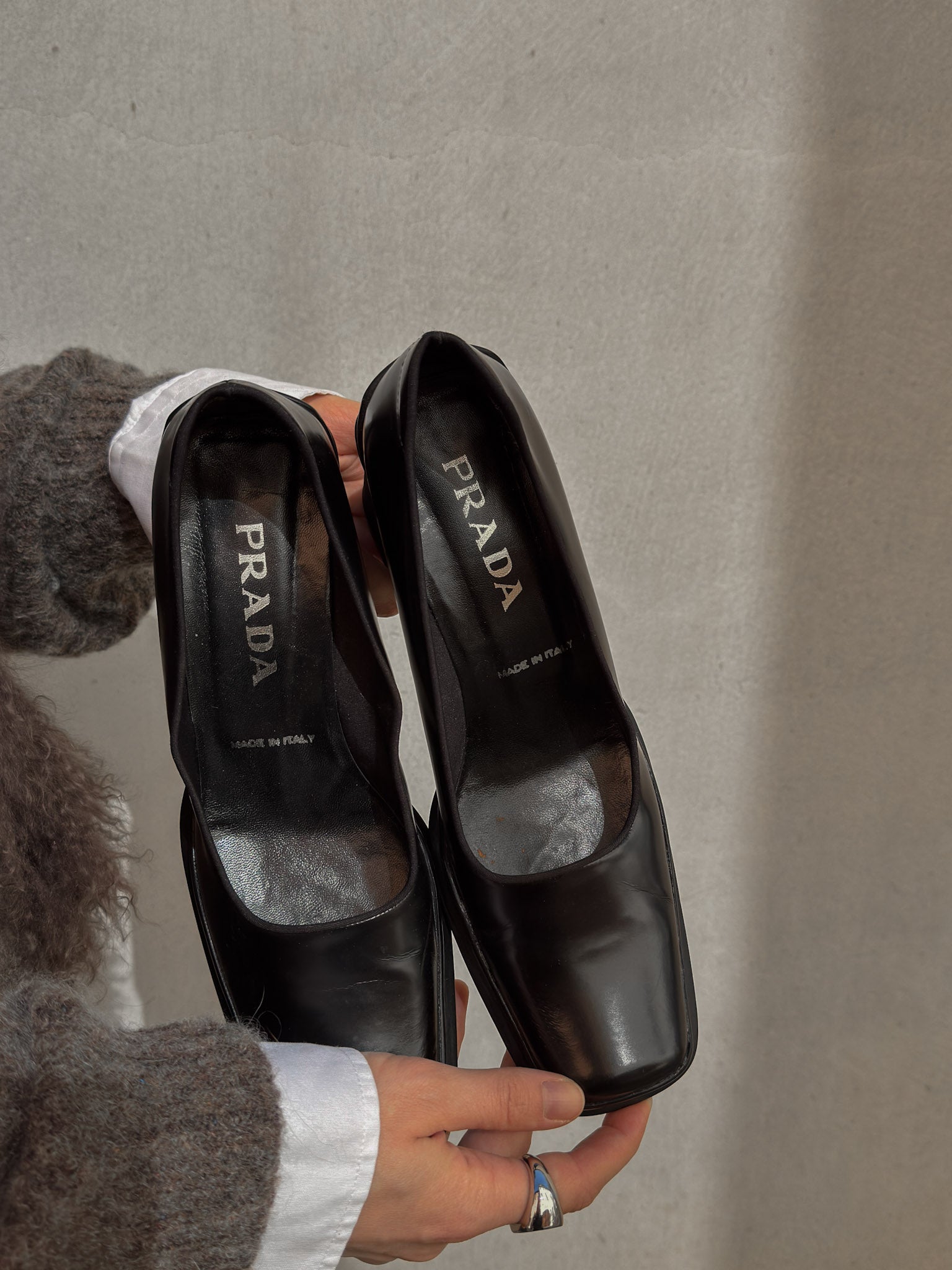 Prada genuin leather shoes