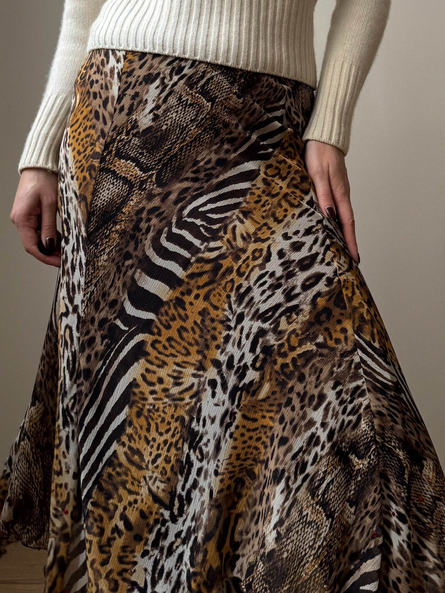 Pure viscose animalier skirt