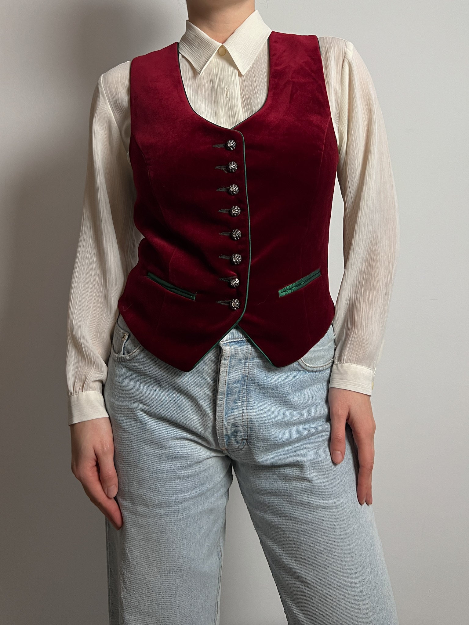 Pure velvet bordeaux vest