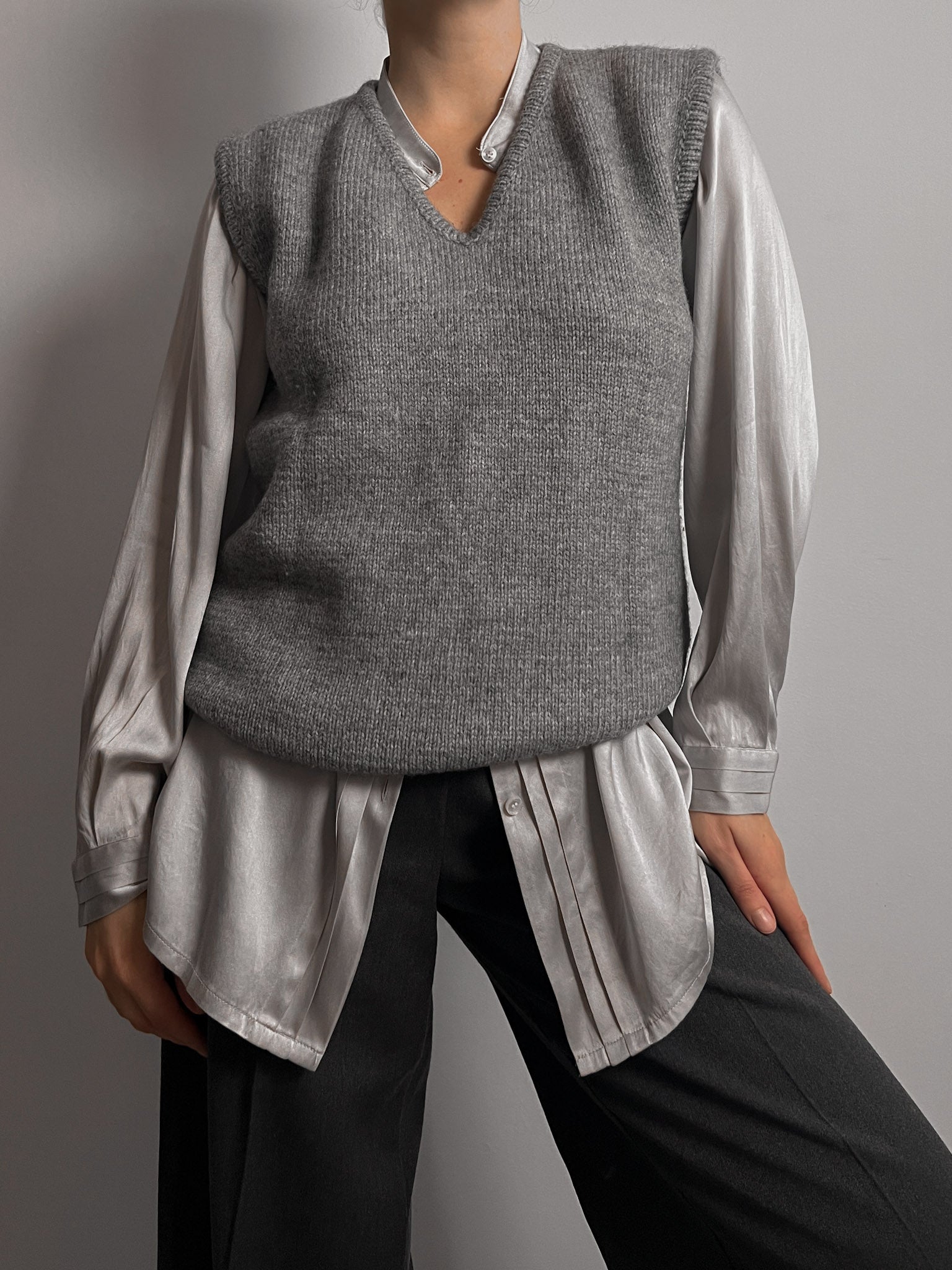 Pure wool embroidered grey vest