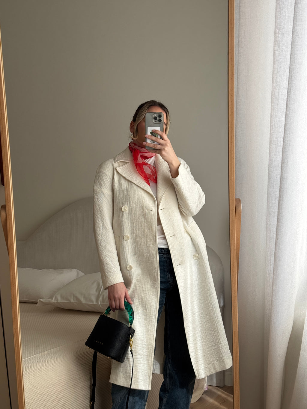 Cotton and linen ivory trench