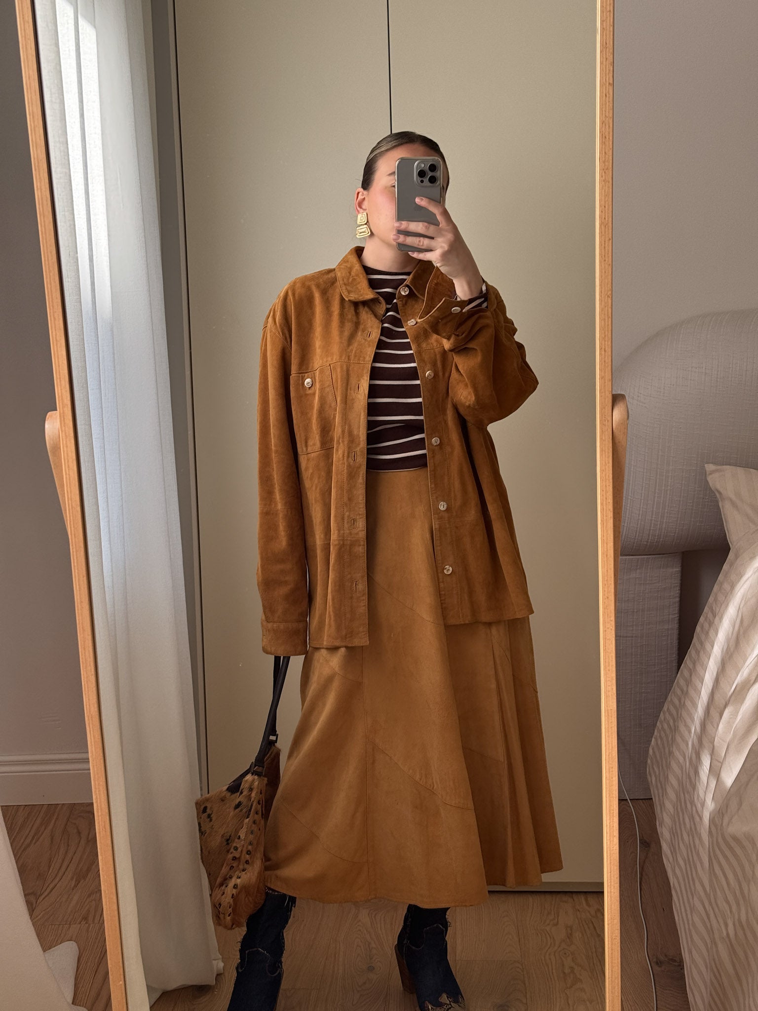 Real suede camel skirt