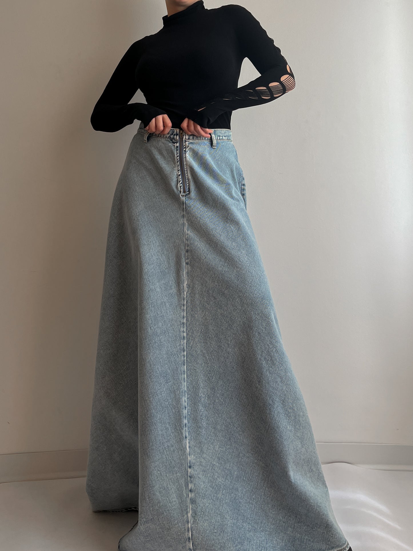 Denim extra long skirt