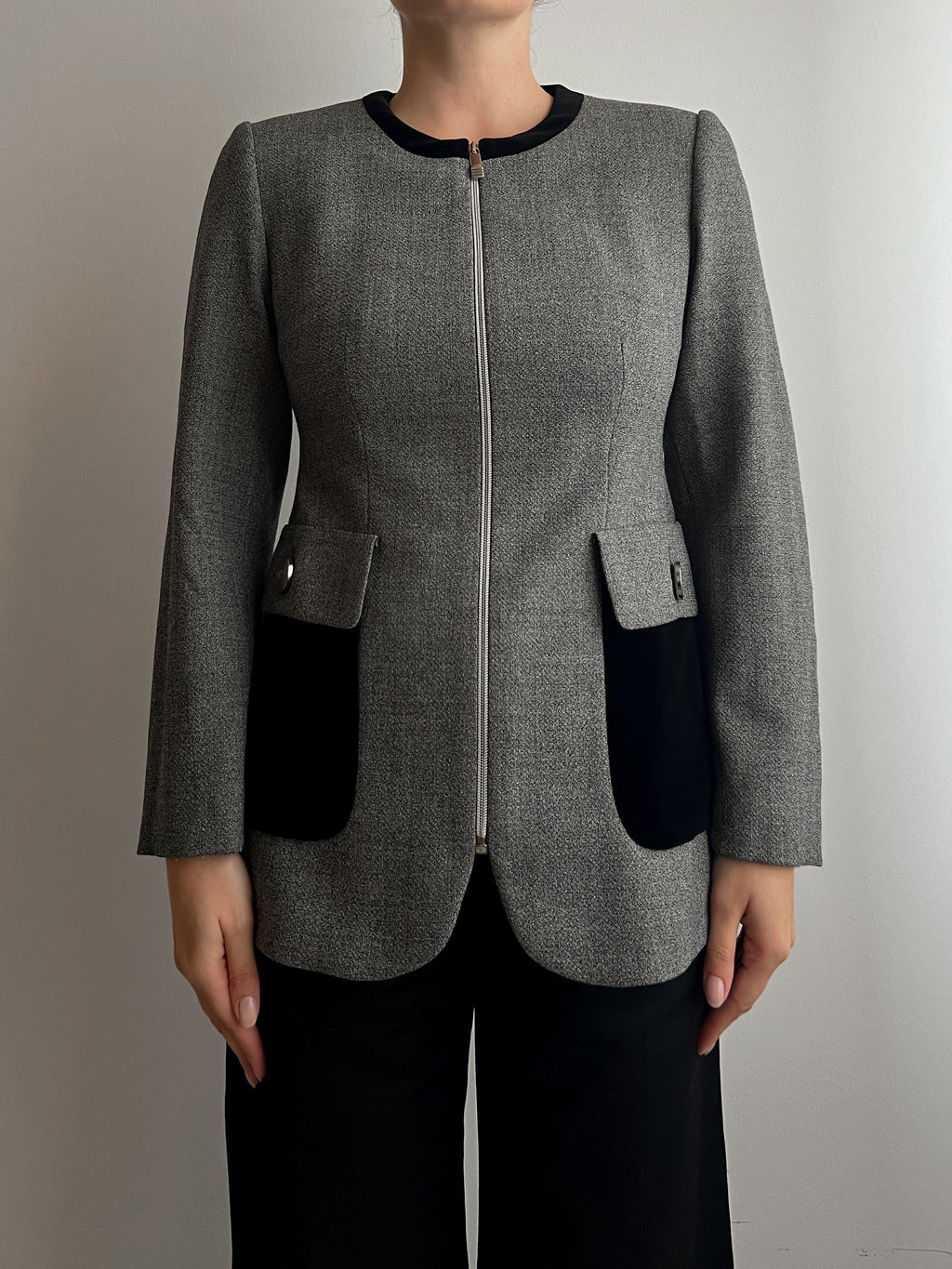 Virgin wool and velvet zipped blazer