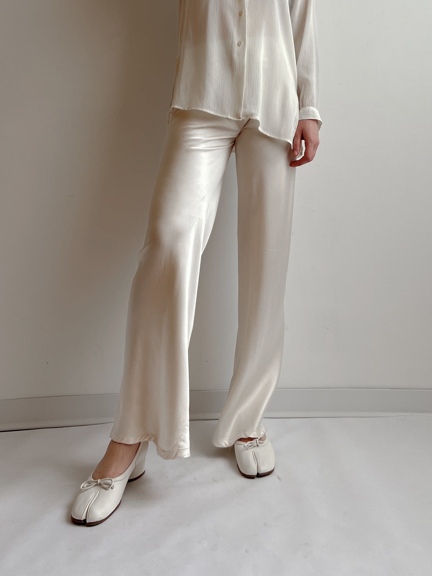 Blumarine pure silk ivory pants