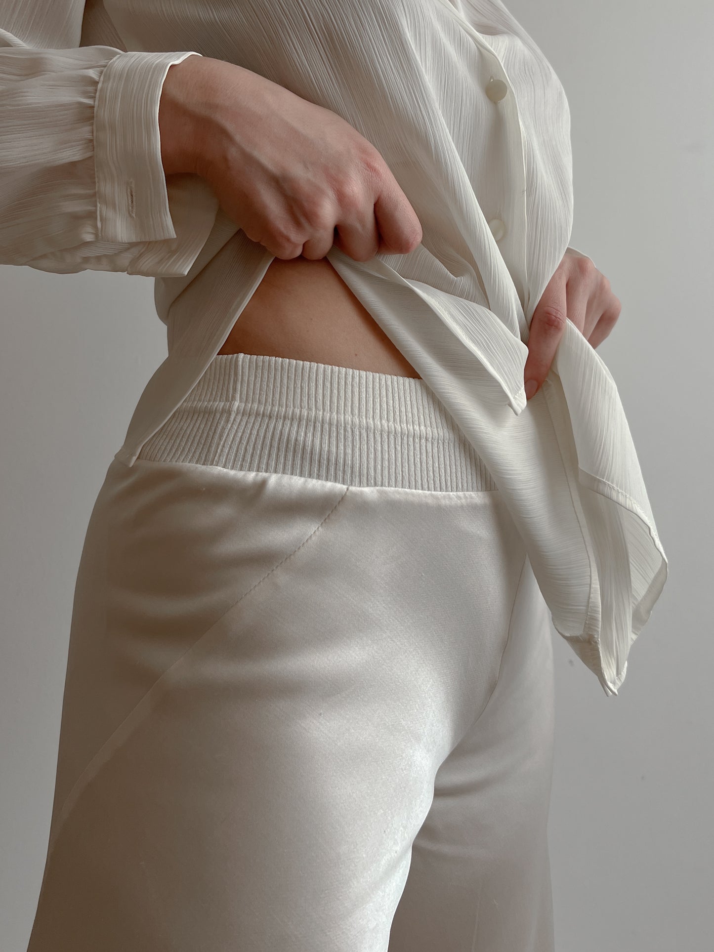 Blumarine pure silk ivory pants