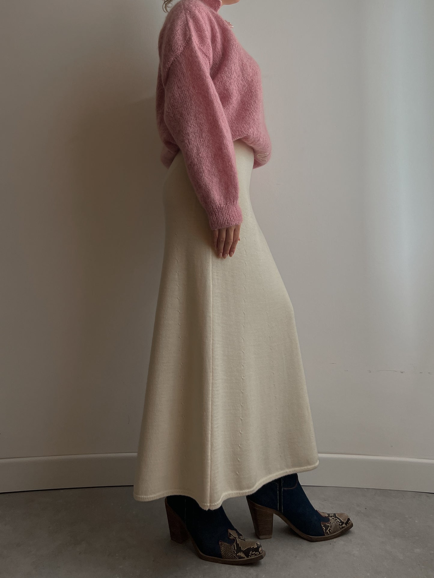 Pure virgin wool ivory long skirt