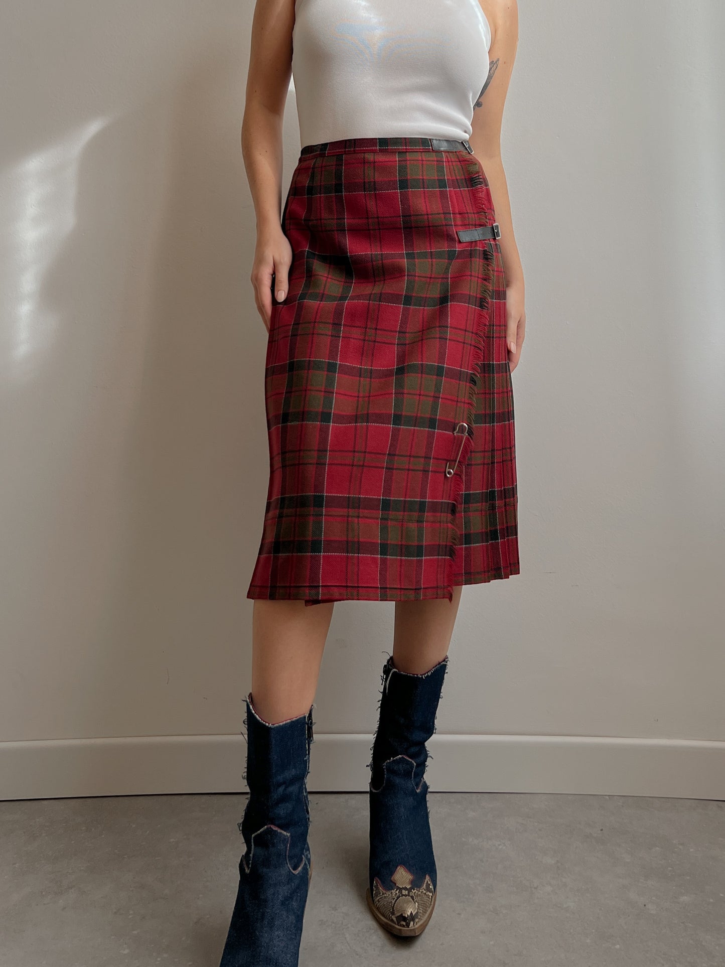 Pure wool pleated tartan skirt