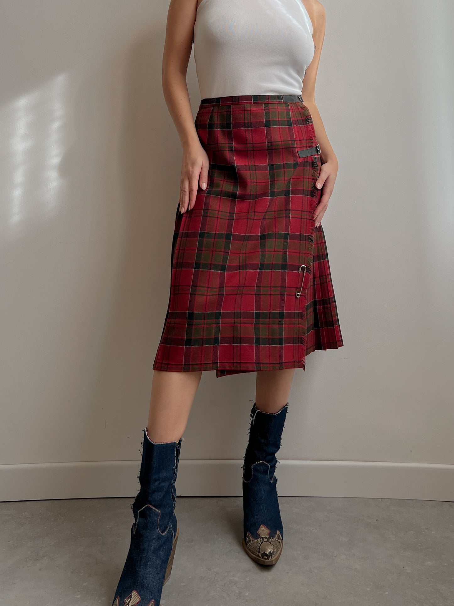 Pure wool pleated tartan skirt