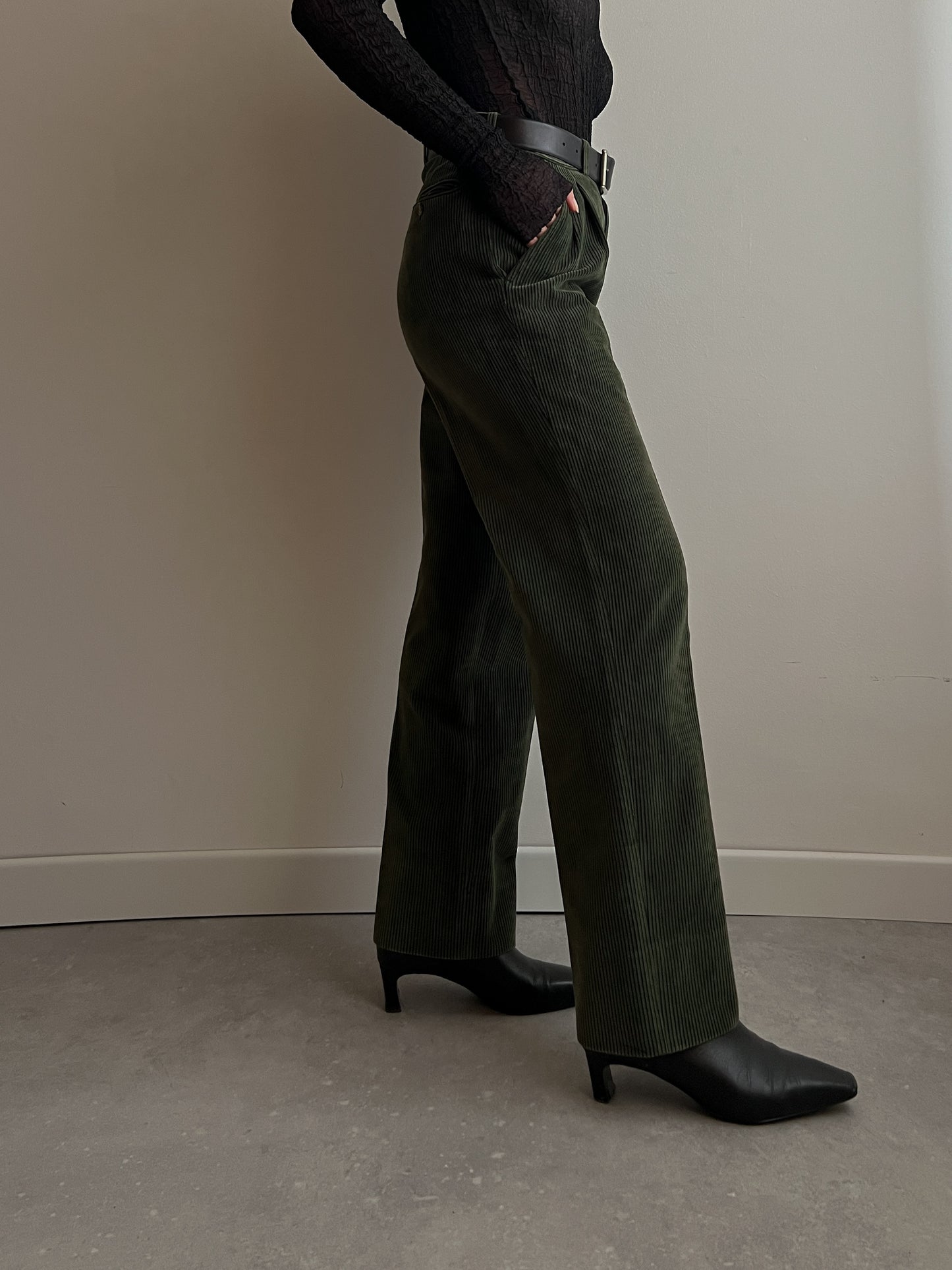 Pure velvet green pleatedpants