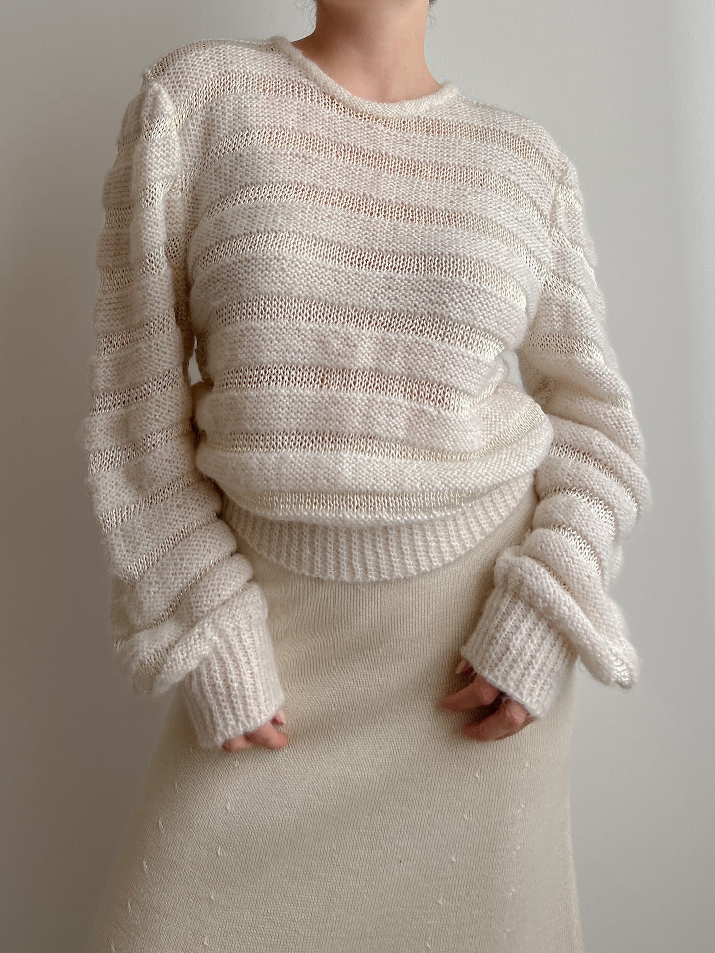 Wool and viscose ivory pull