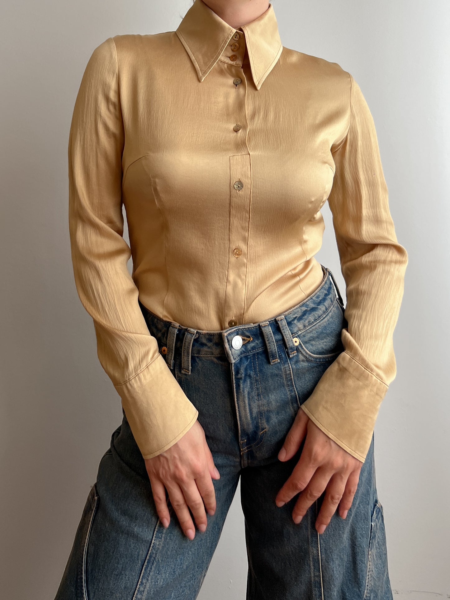 Silk blend gold shirt