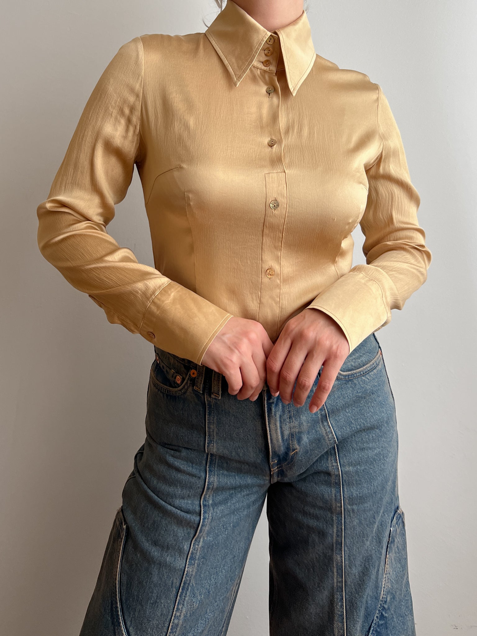 Silk blend gold shirt