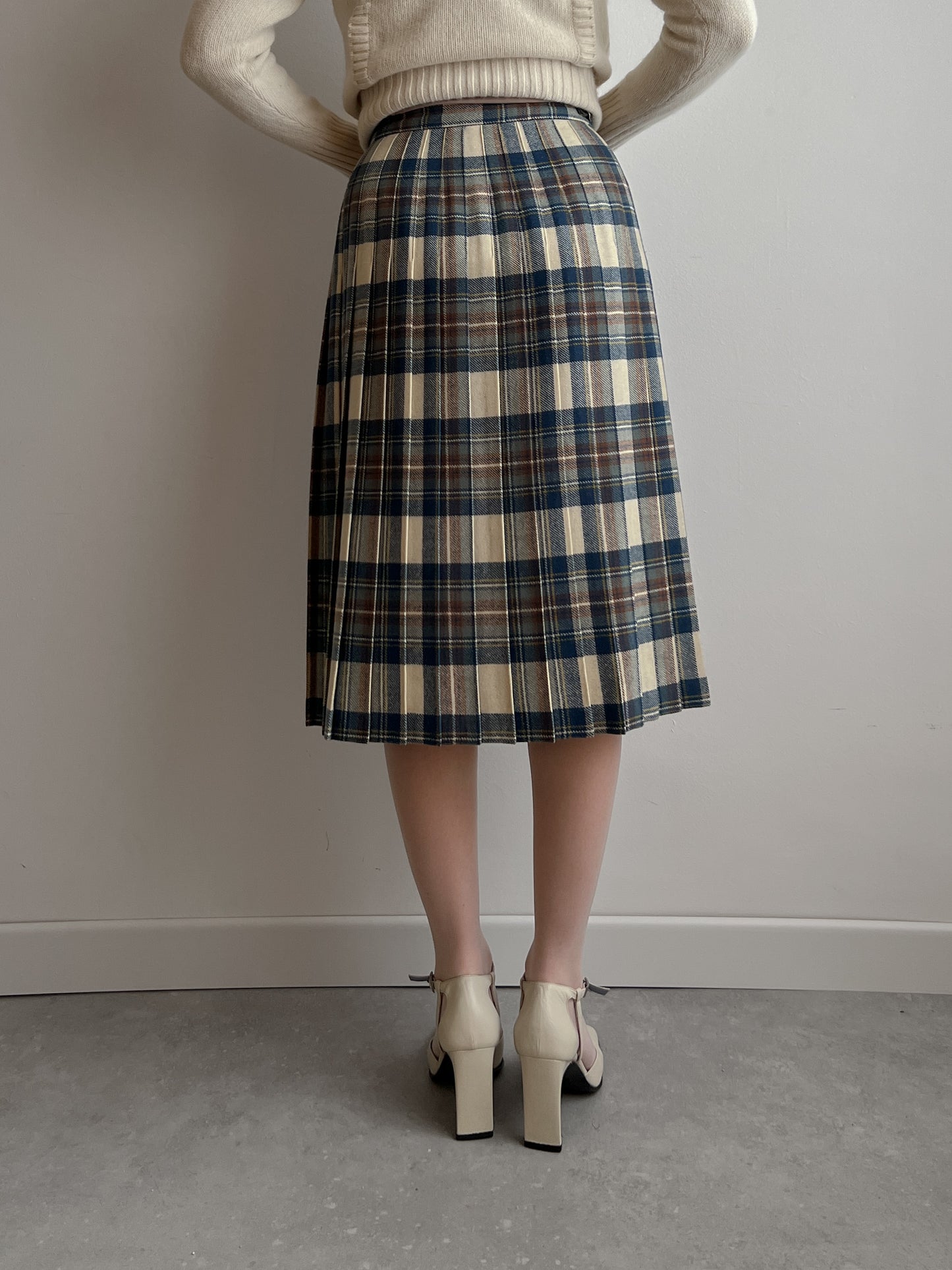 Made in Scotland pleated tartan skirt