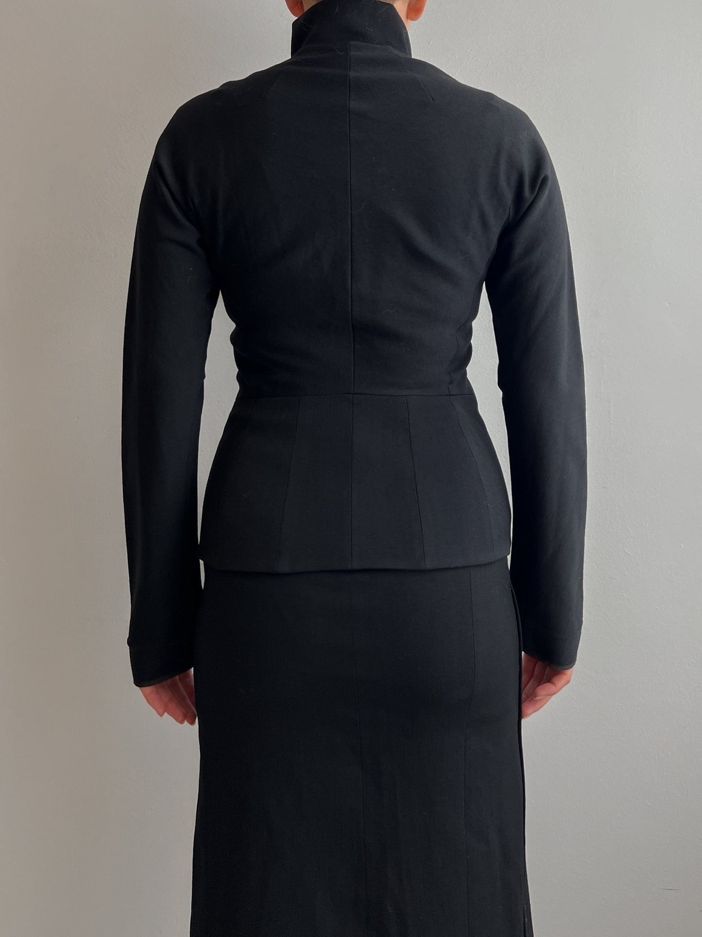 Wool black zipped suit