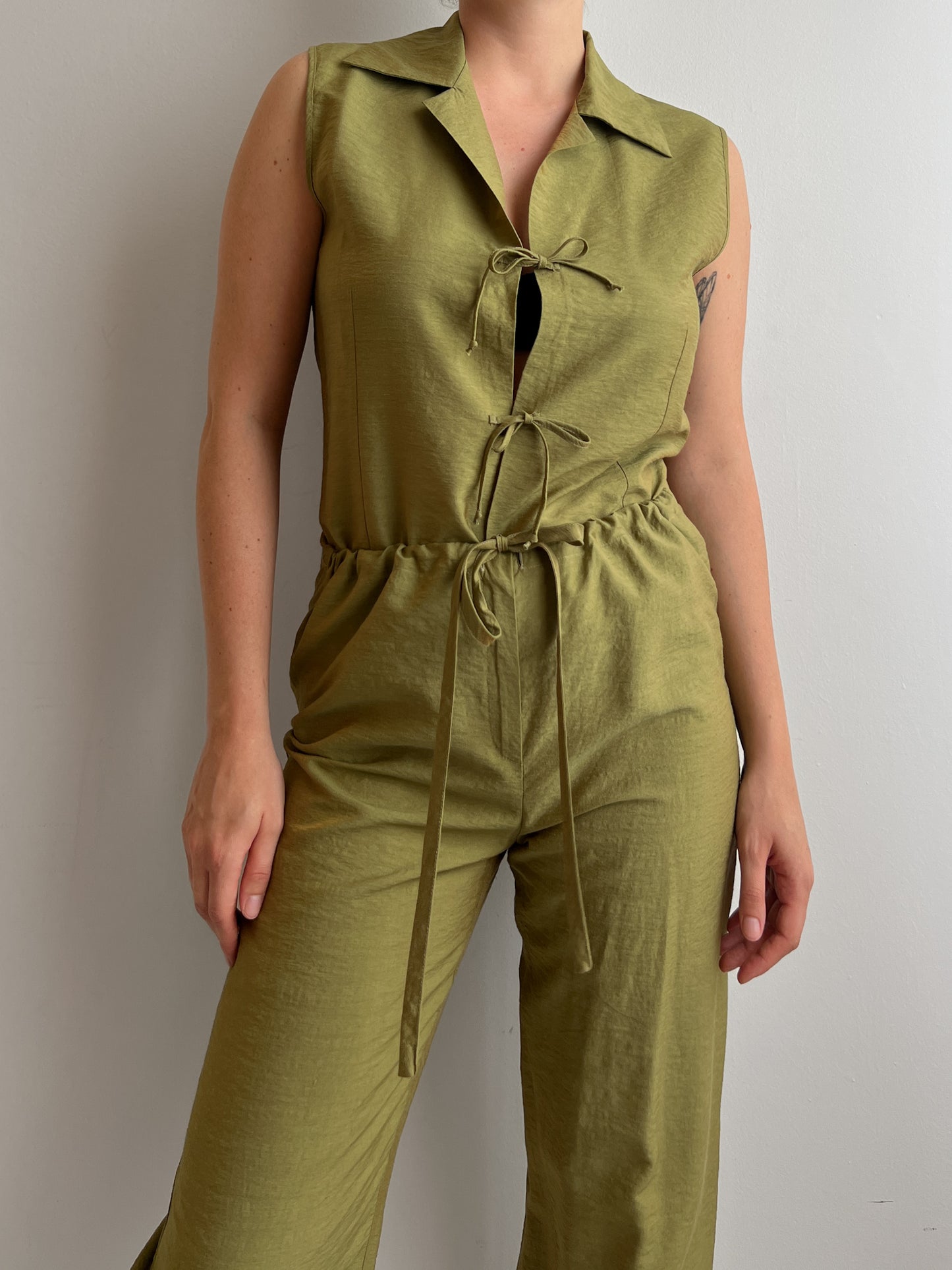 Viscose olive green suit