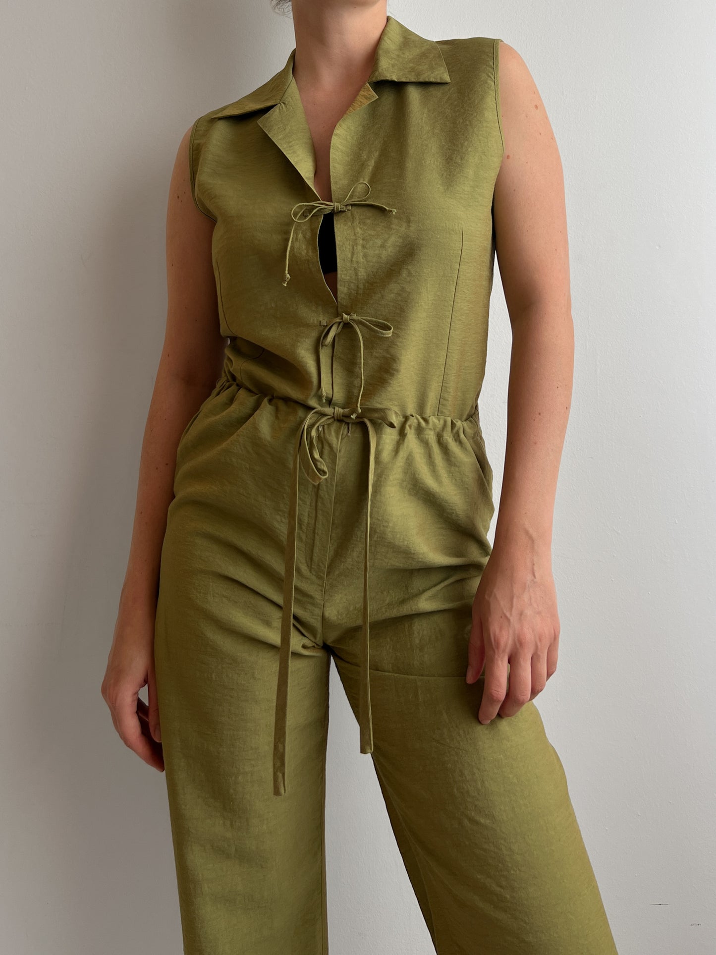 Viscose olive green suit