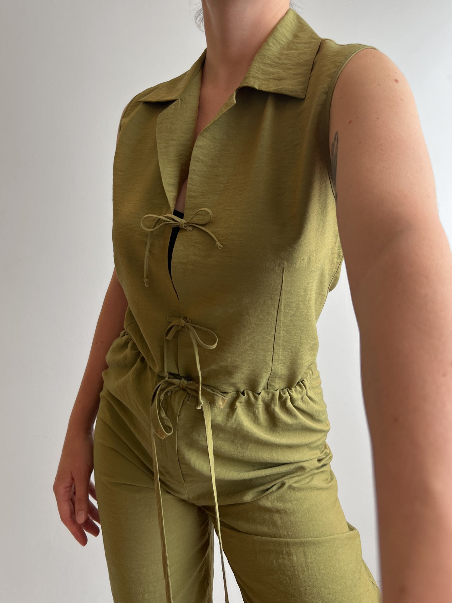 Viscose olive green suit