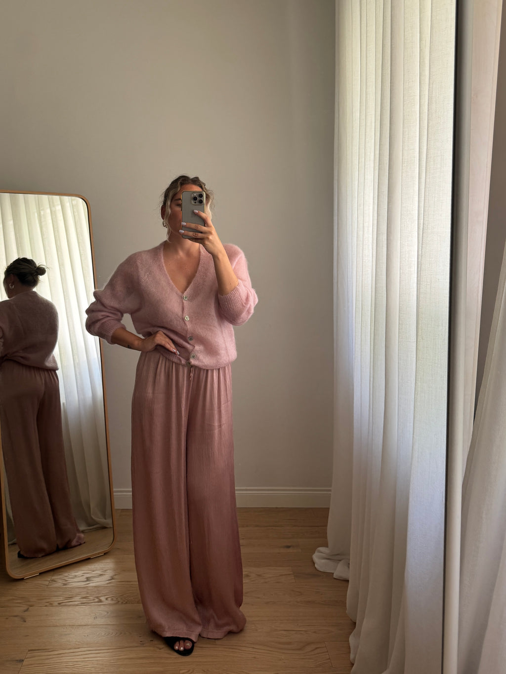 Pantaloni in viscosa - Powder Pink