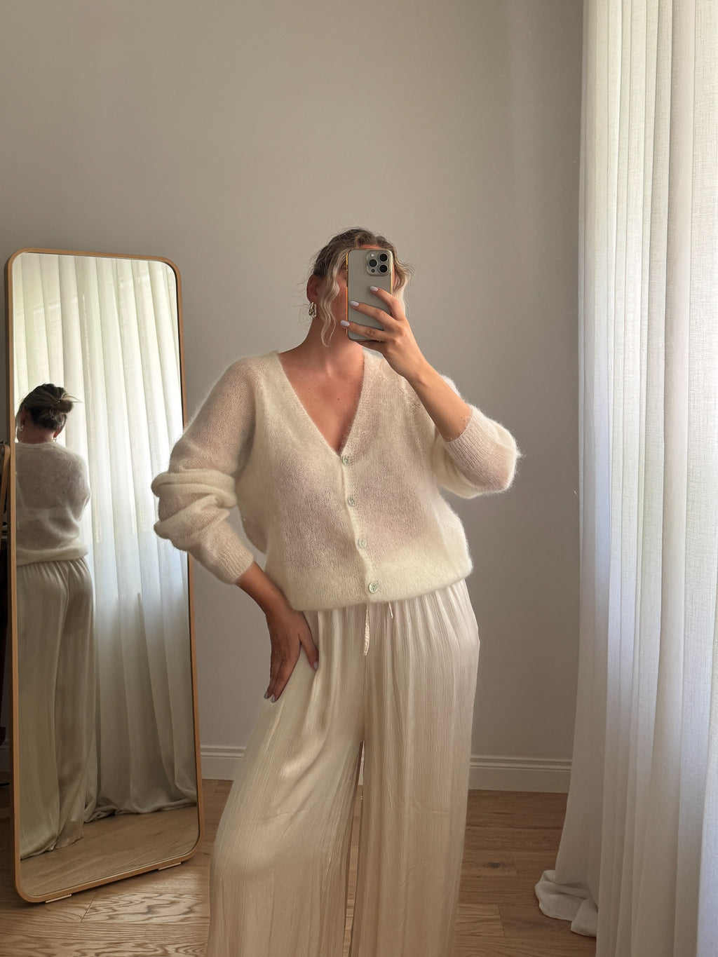 Cardigan in kid mohair - Milk