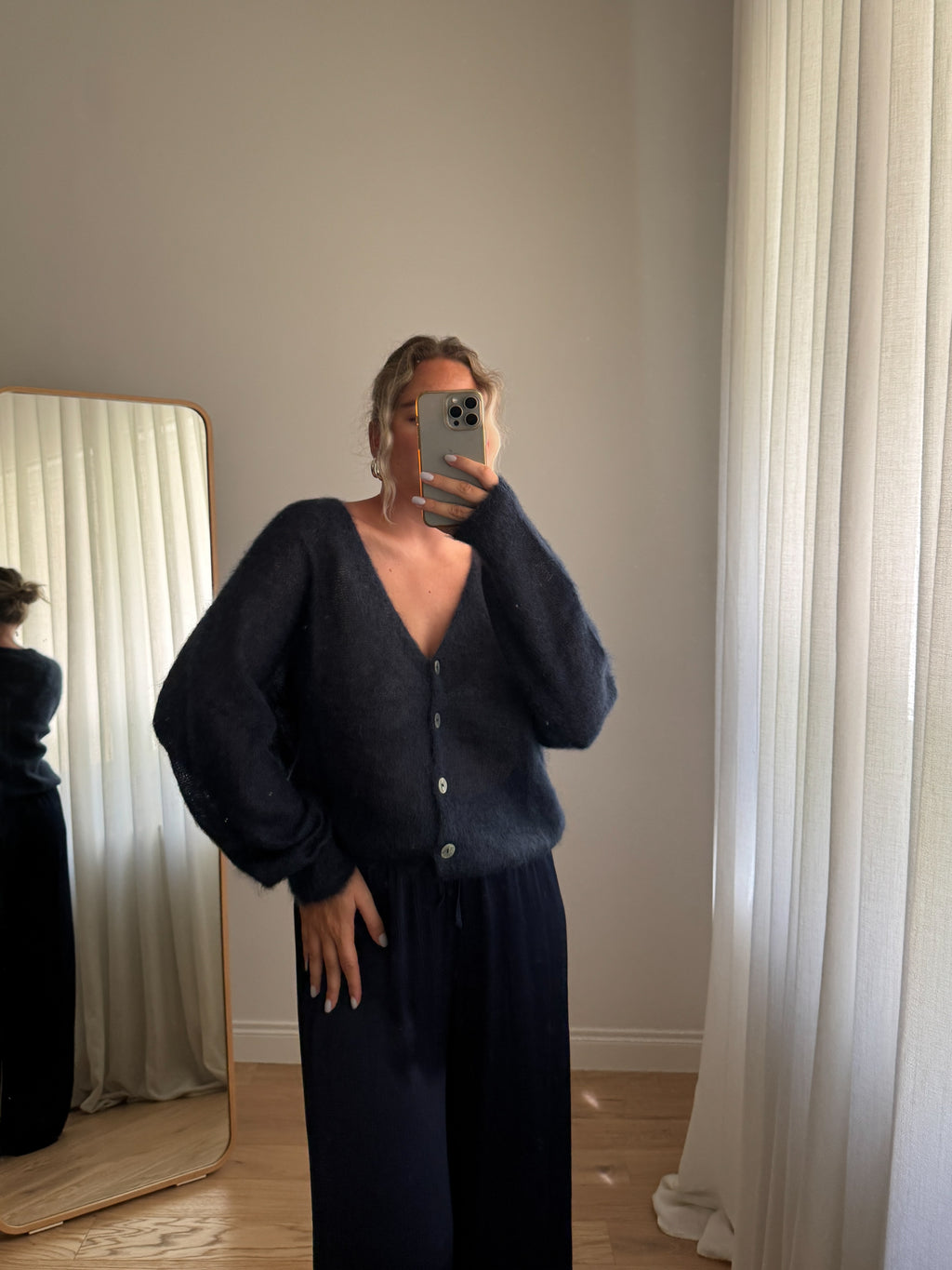 Cardigan in kid mohair - Navy