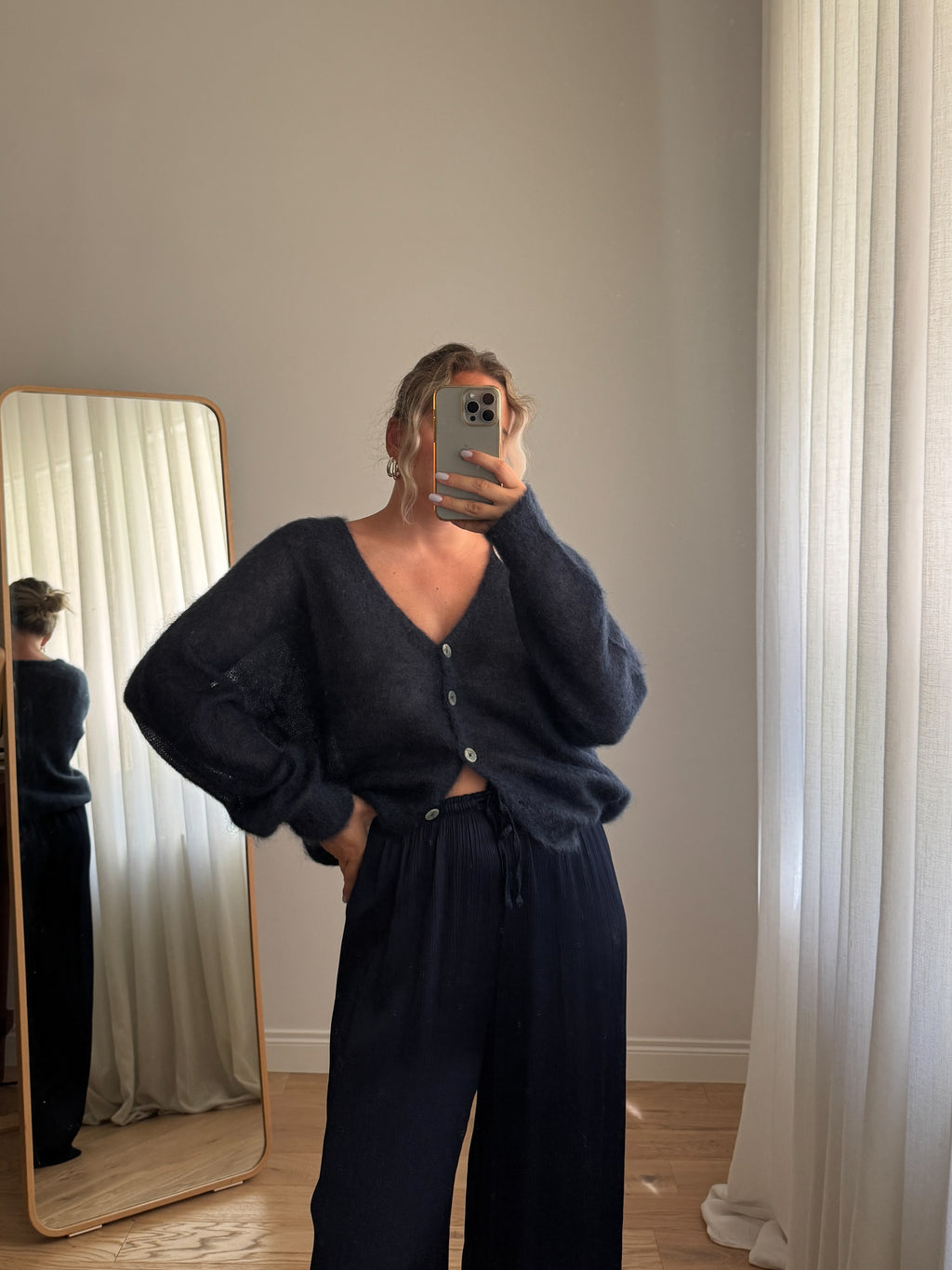 Cardigan in kid mohair - Navy