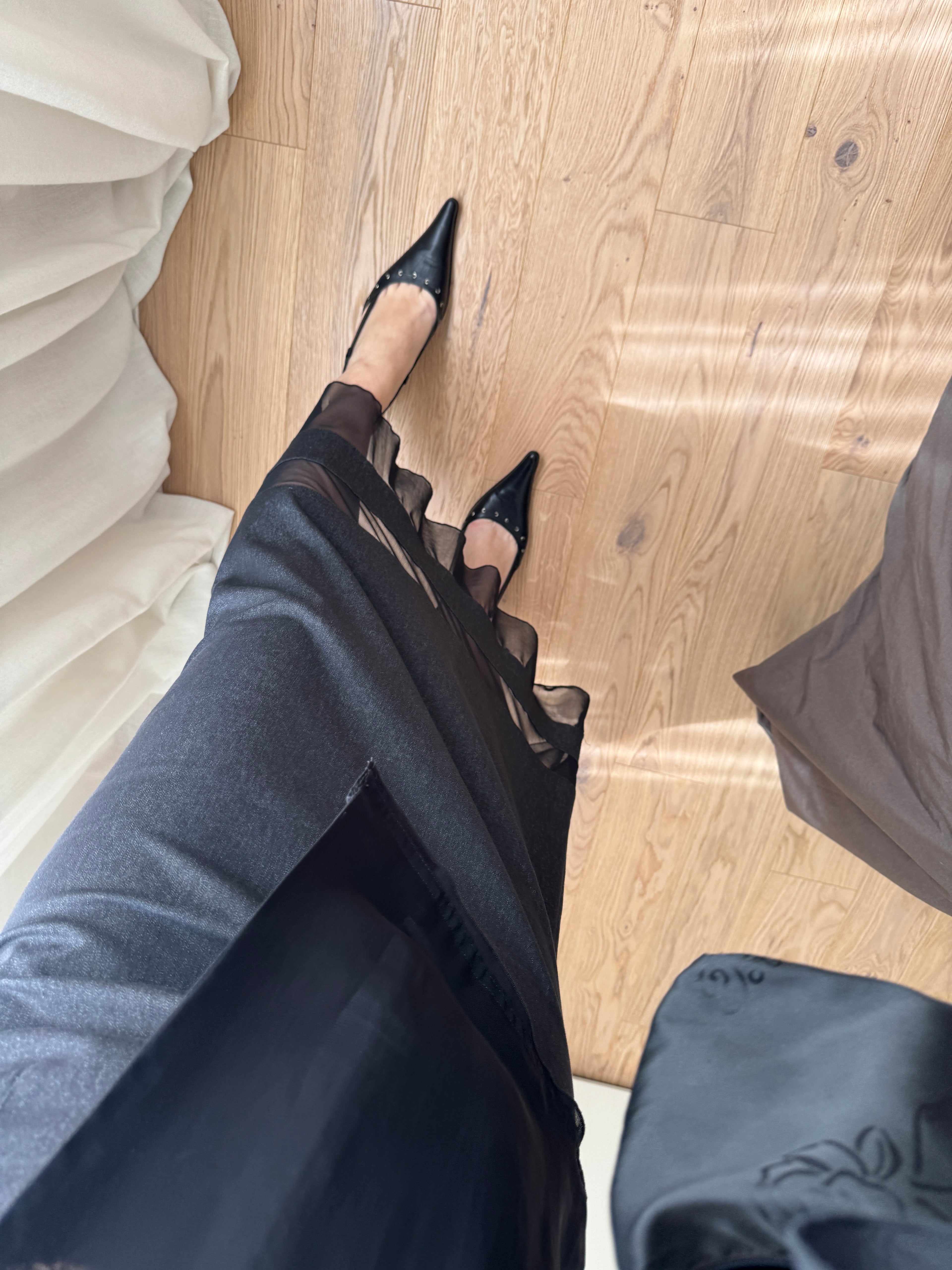 Gonna in denim antracite con inserto in mesh