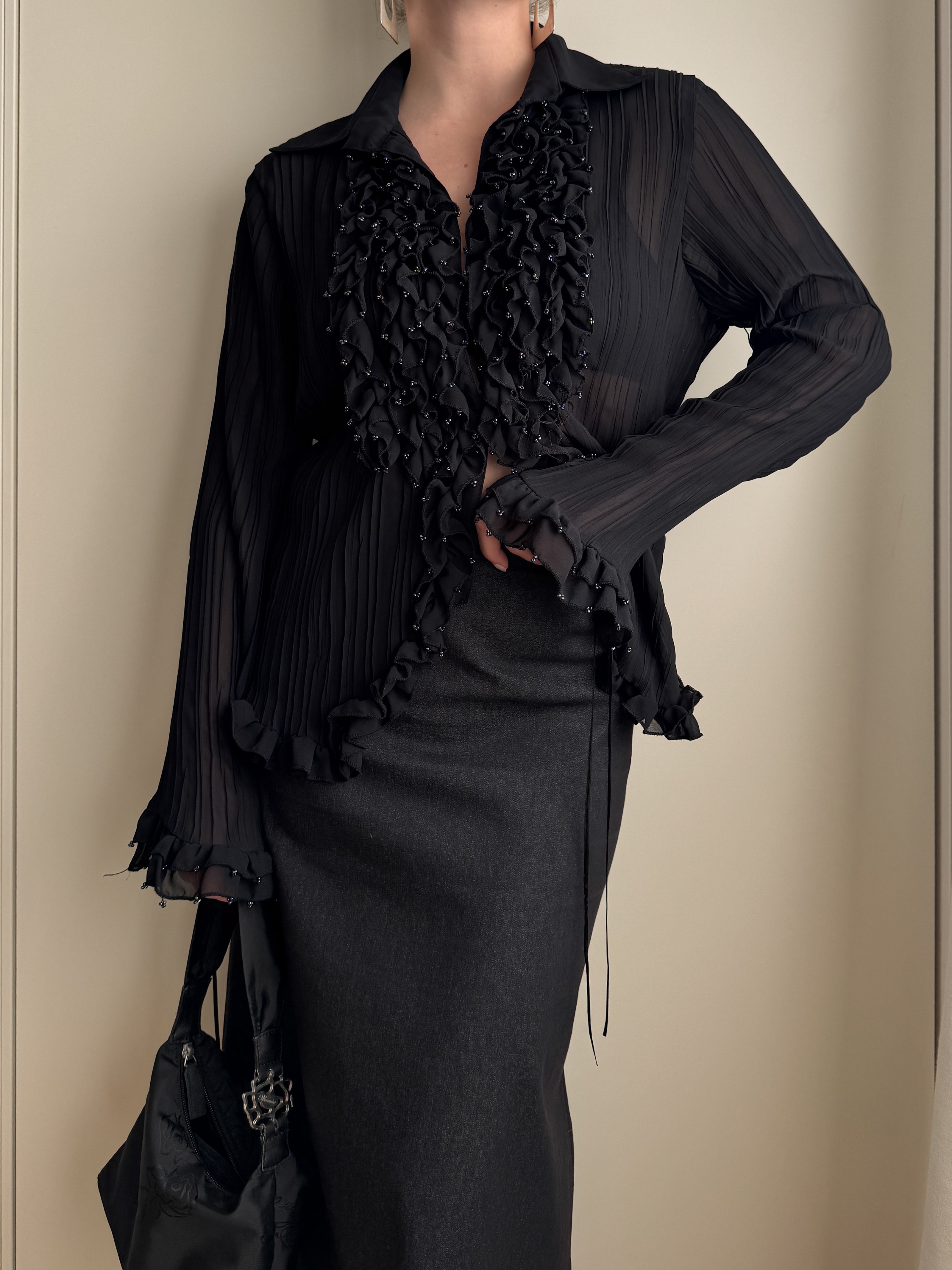 Blusa con rouches in viscosa nera
