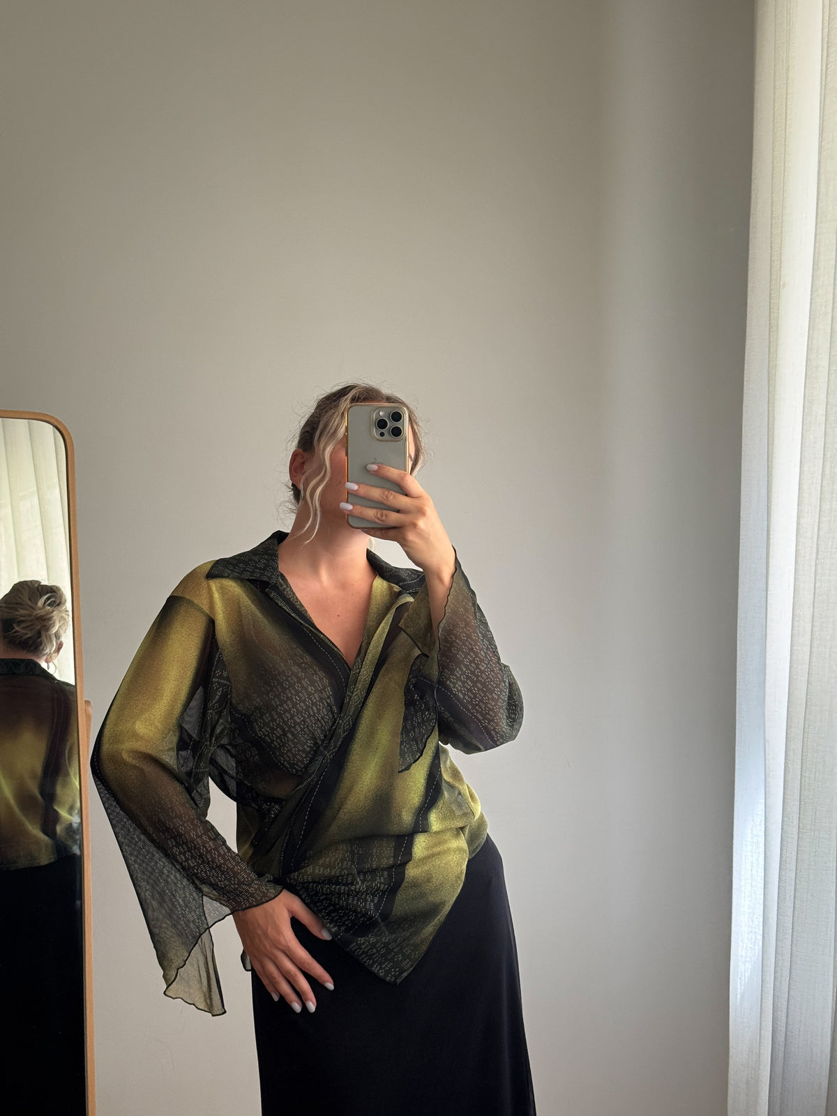 Blusa in viscosa verde e nera
