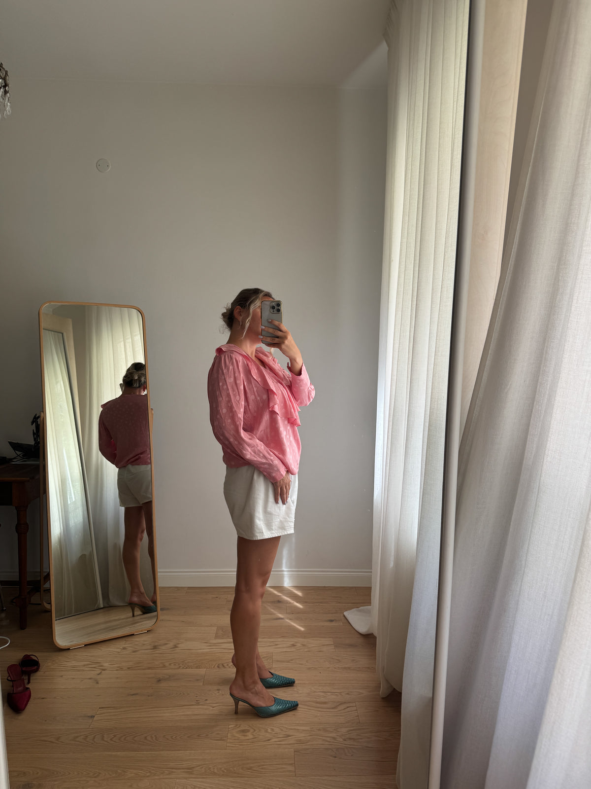 Blusa sartoriale in pura seta rosa