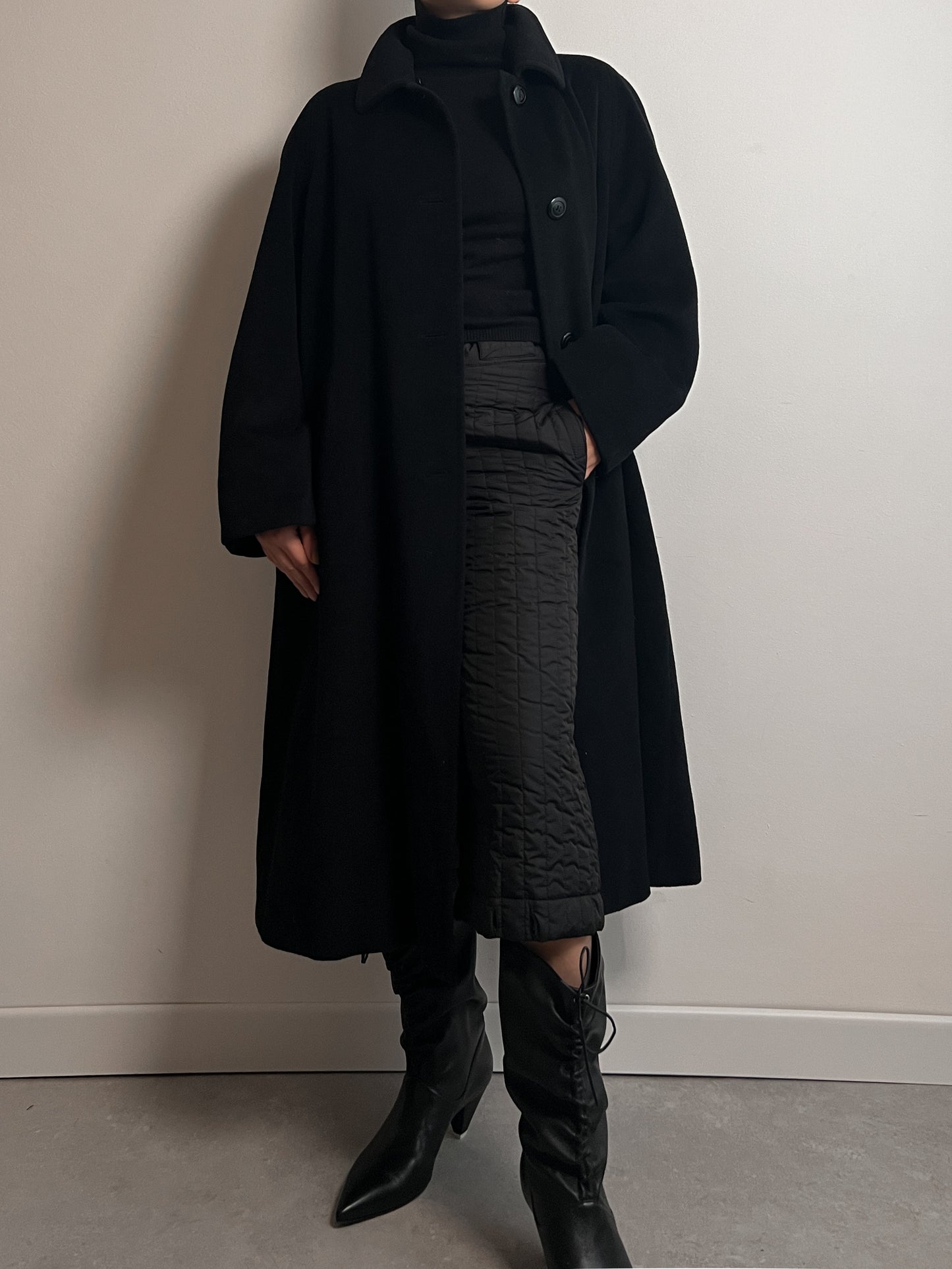 Piacenza wool and angora black coat