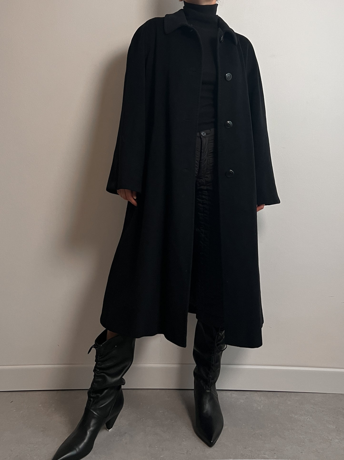 Piacenza wool and angora black coat