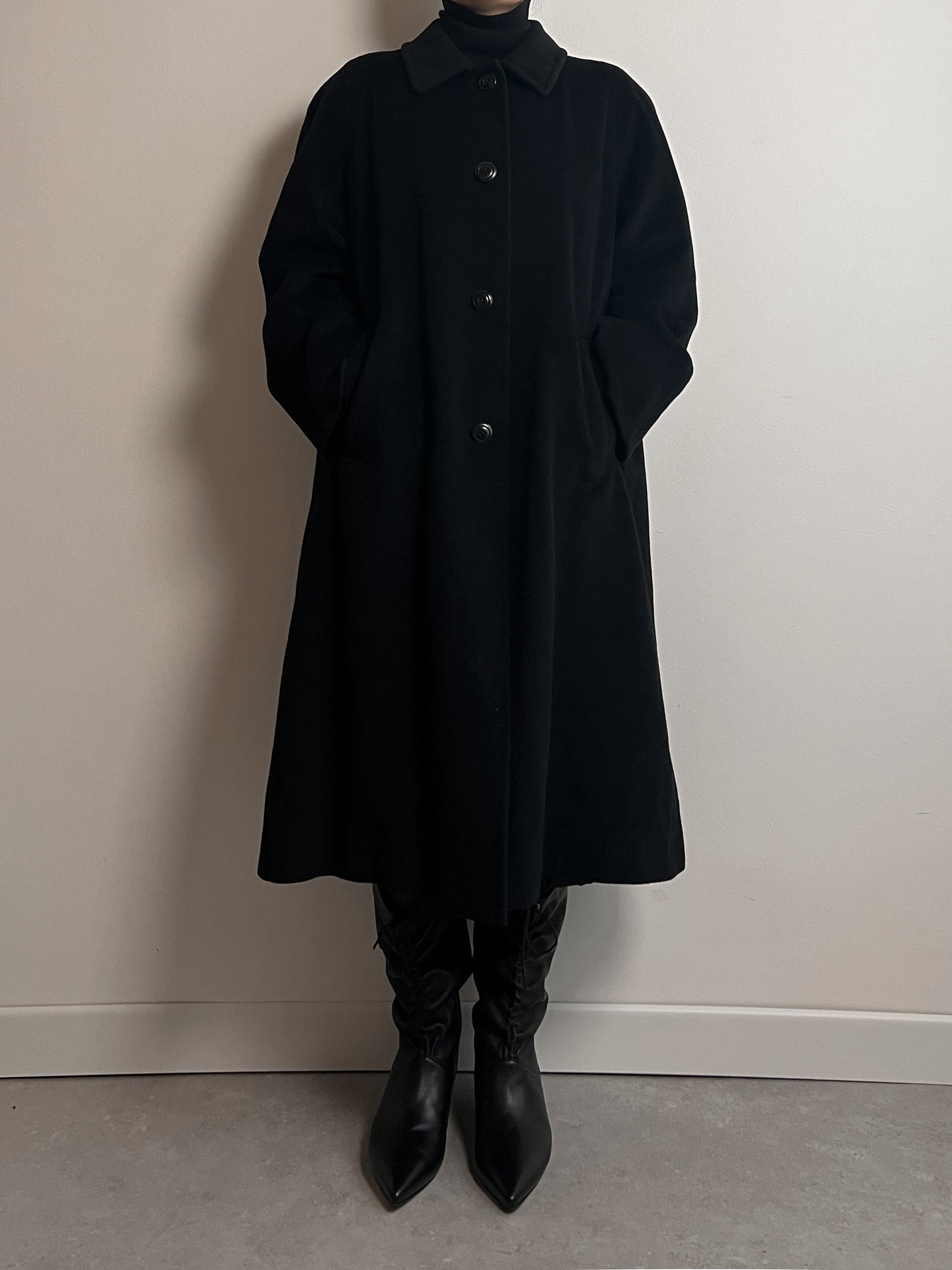 Piacenza wool and angora black coat