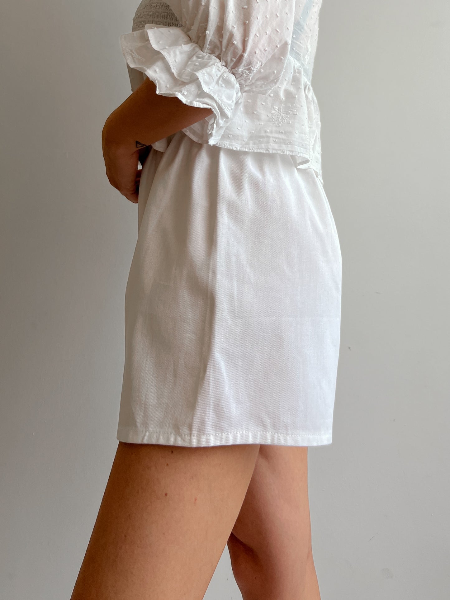 Pure cotton white bermuda