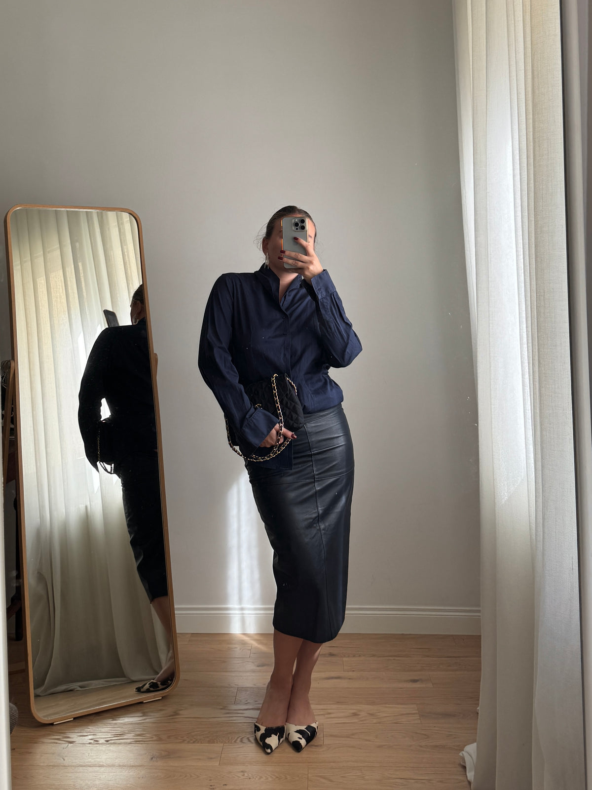 Gonna midi blu navy in vera pelle