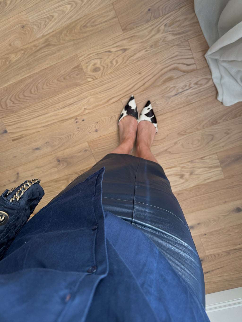 Gonna midi blu navy in vera pelle