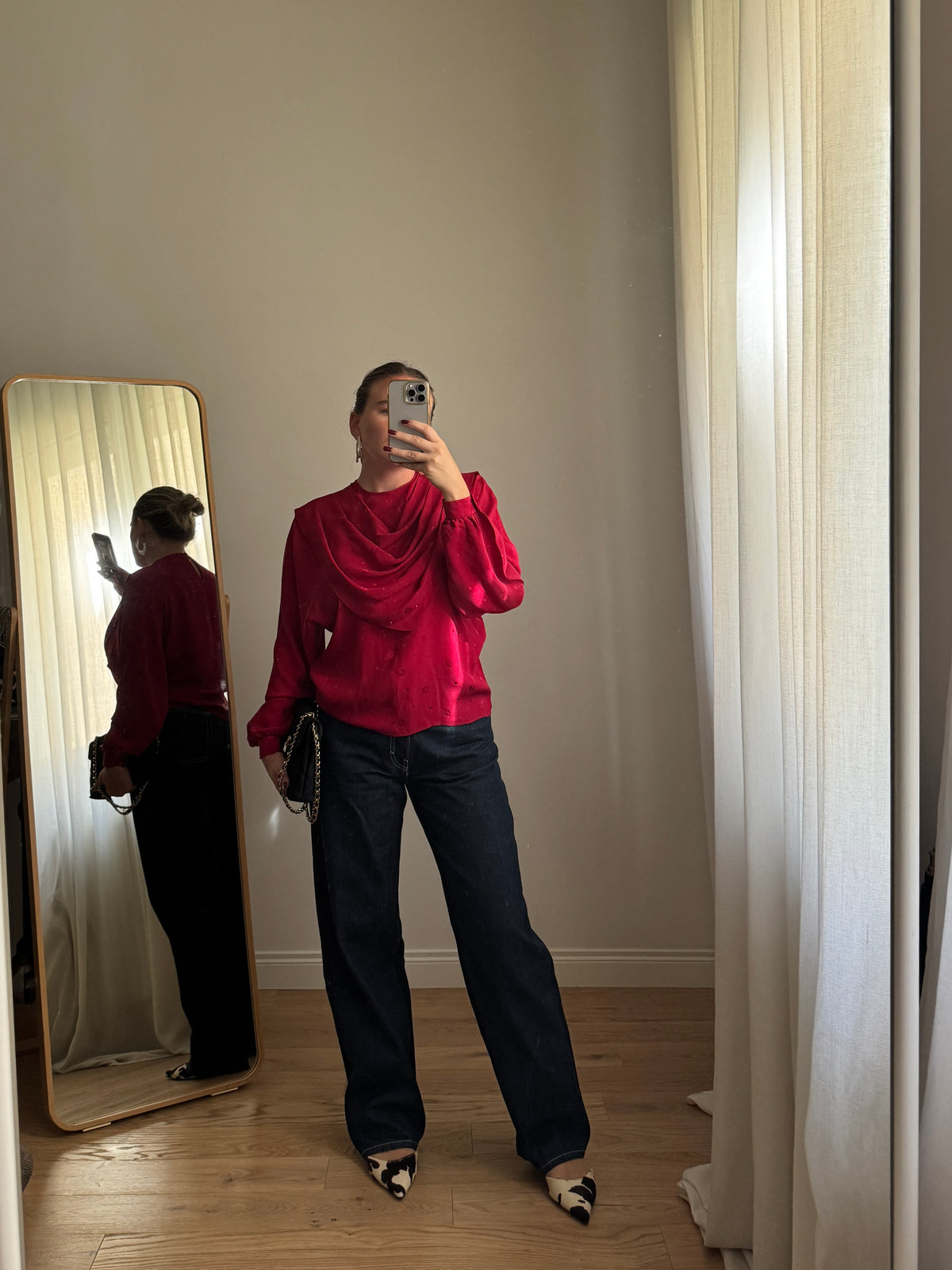 Blusa color fragola in pura seta