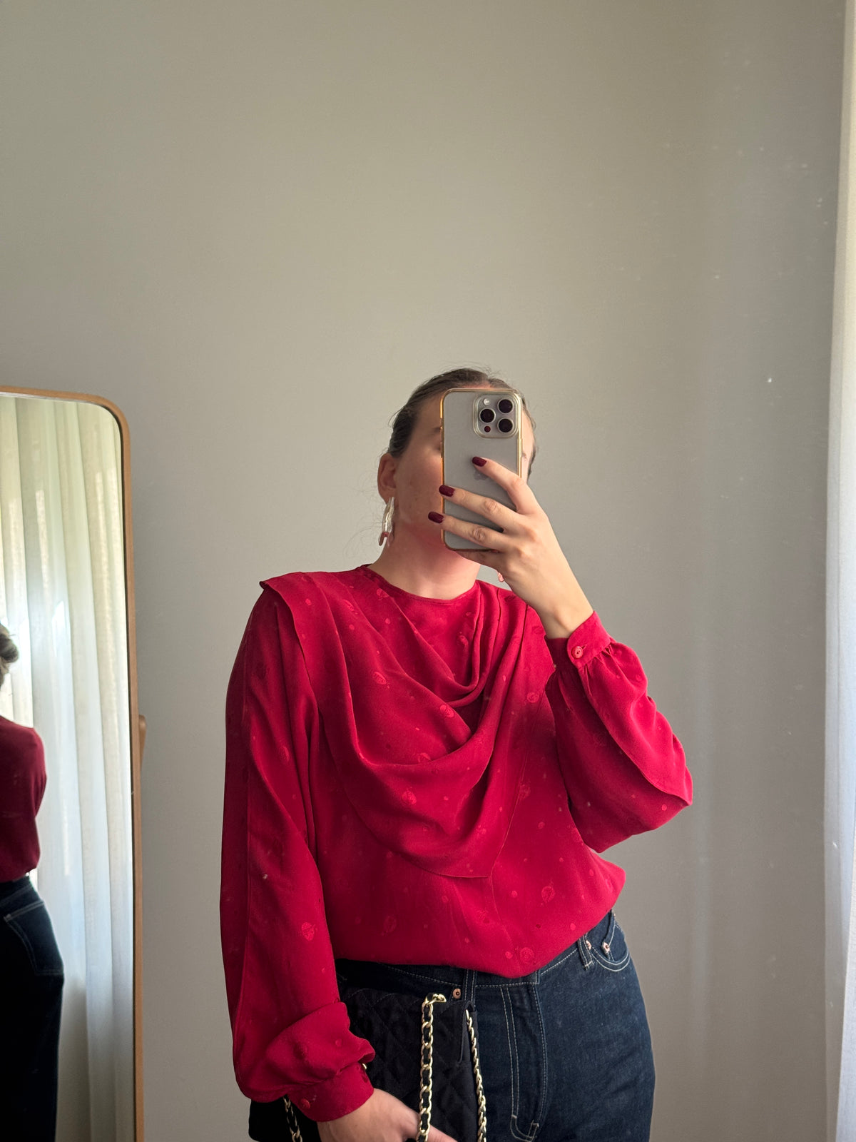 Blusa color fragola in pura seta