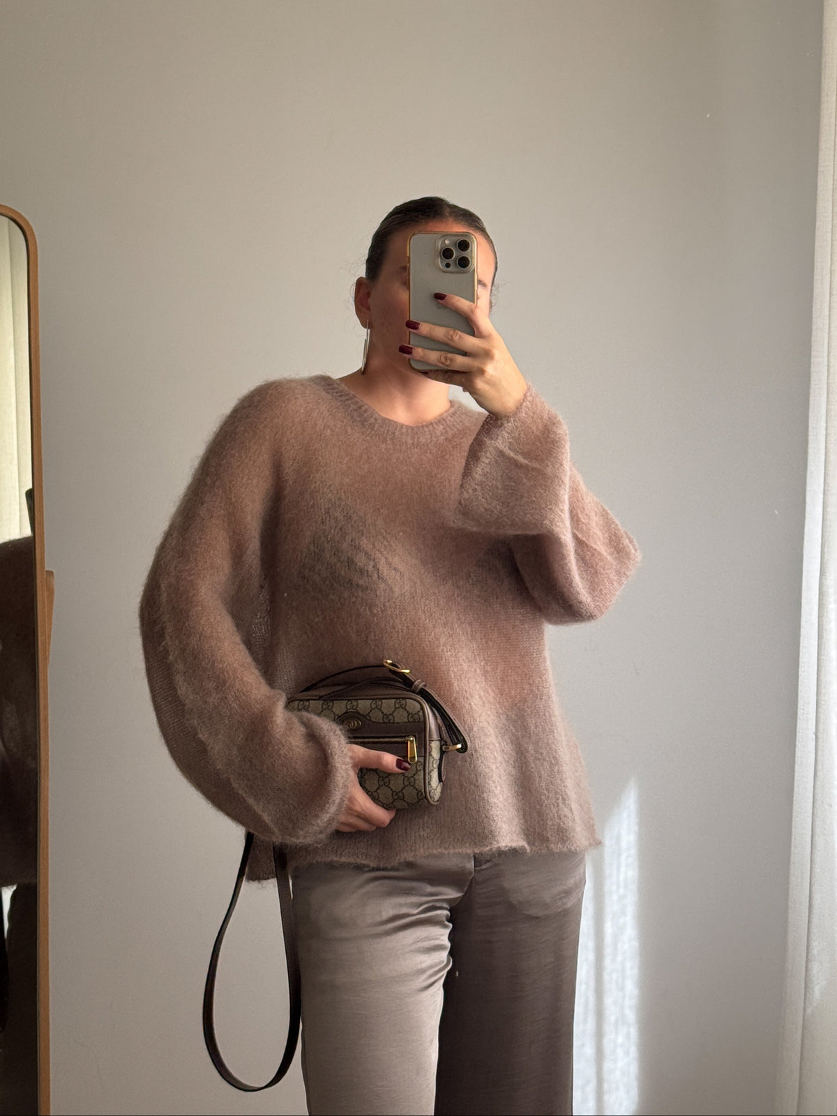 Maglione kid mohair con maniche svasate - Cappuccino