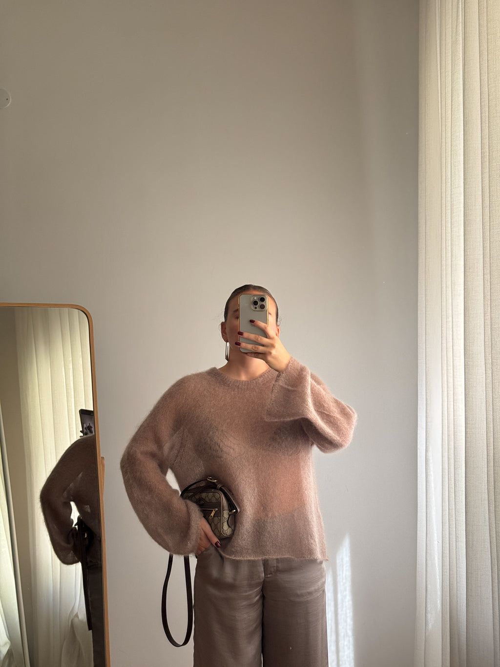 Maglione kid mohair con maniche svasate - Cappuccino